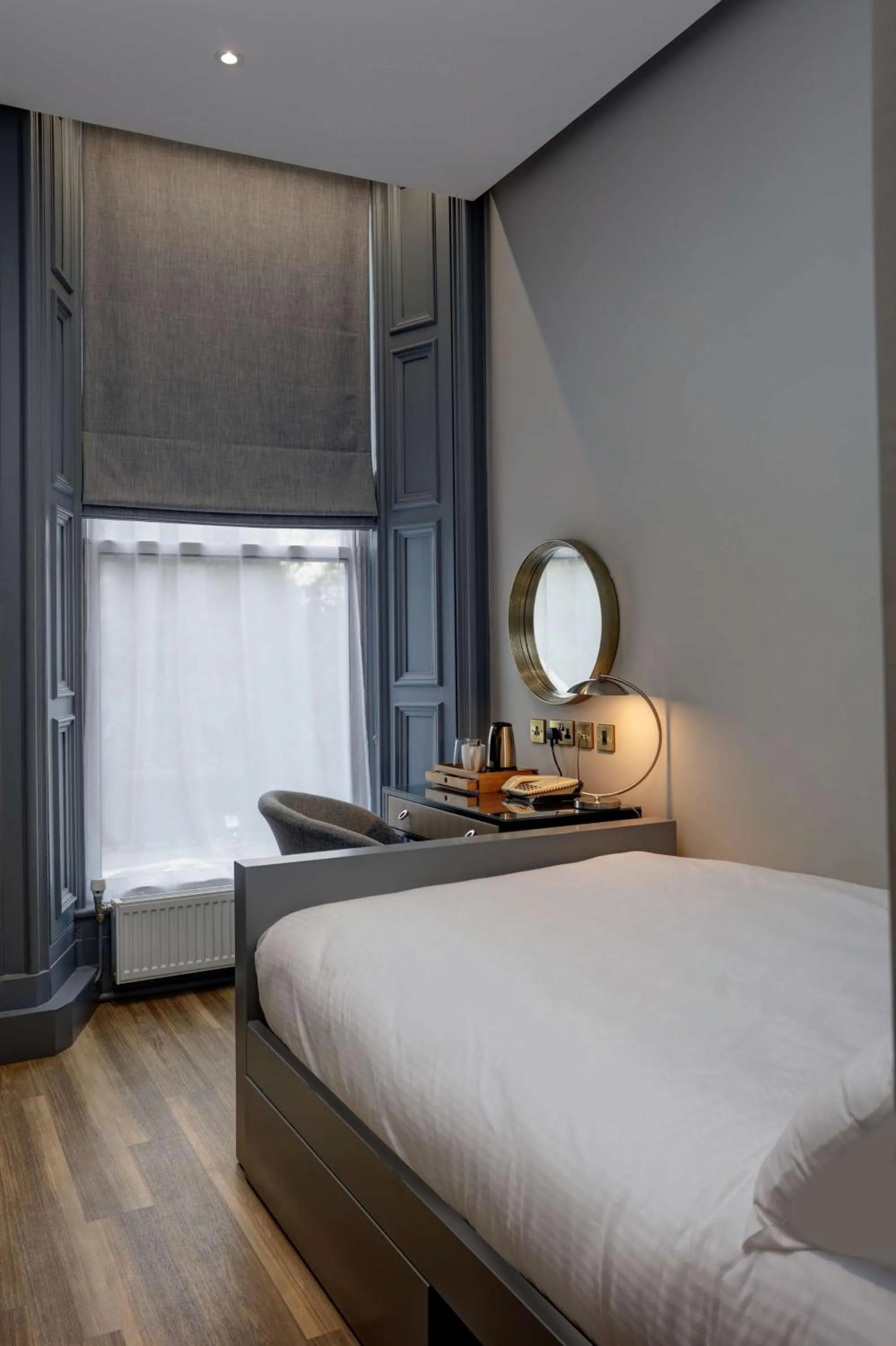 Bedroom, Bed in Bruntsfield Hotel