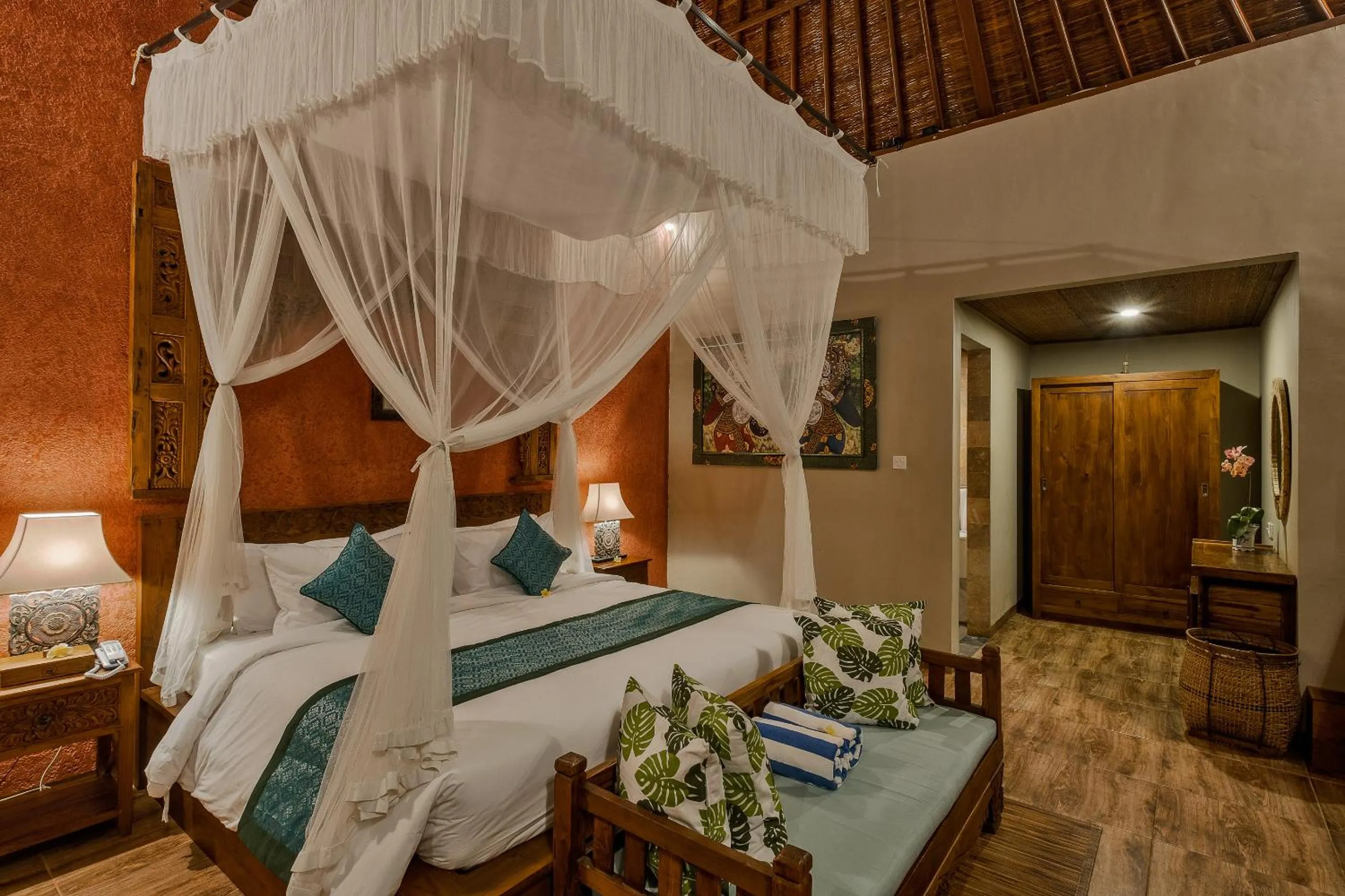 Bed in Teja Lokha Ubud Villa