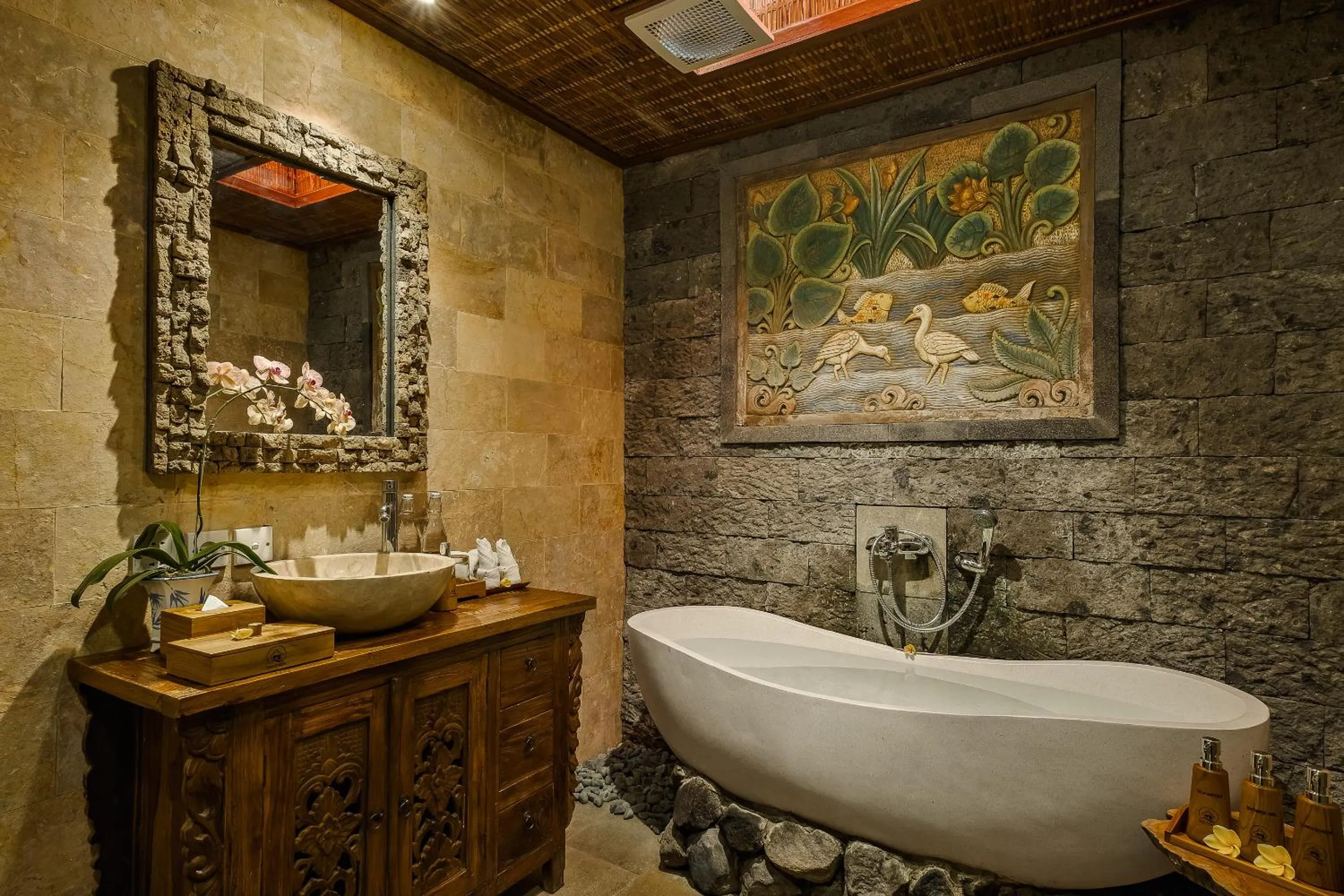 Bathroom in Teja Lokha Ubud Villa