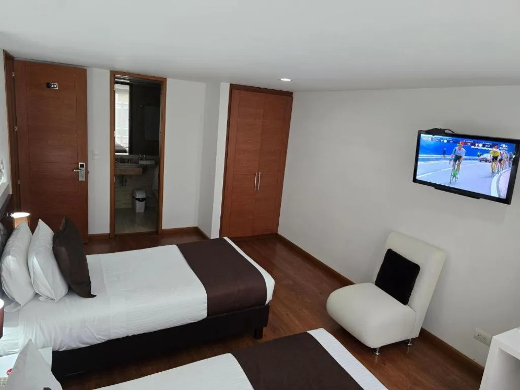 Bed in Hotel Castellana 100 Bogota By Hoteles Confort 80