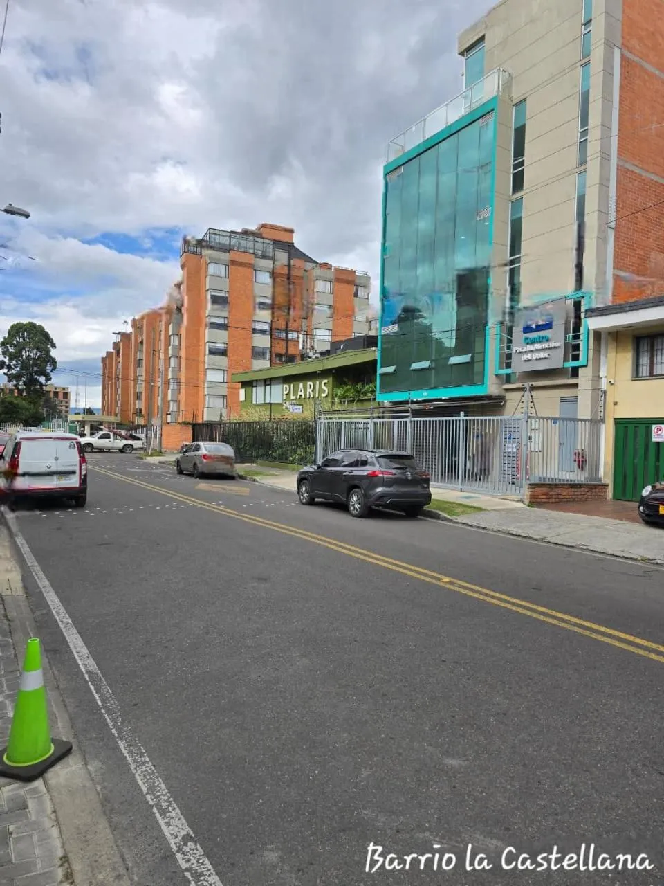 Neighbourhood in Hotel Castellana 100 Bogota By Hoteles Confort 80