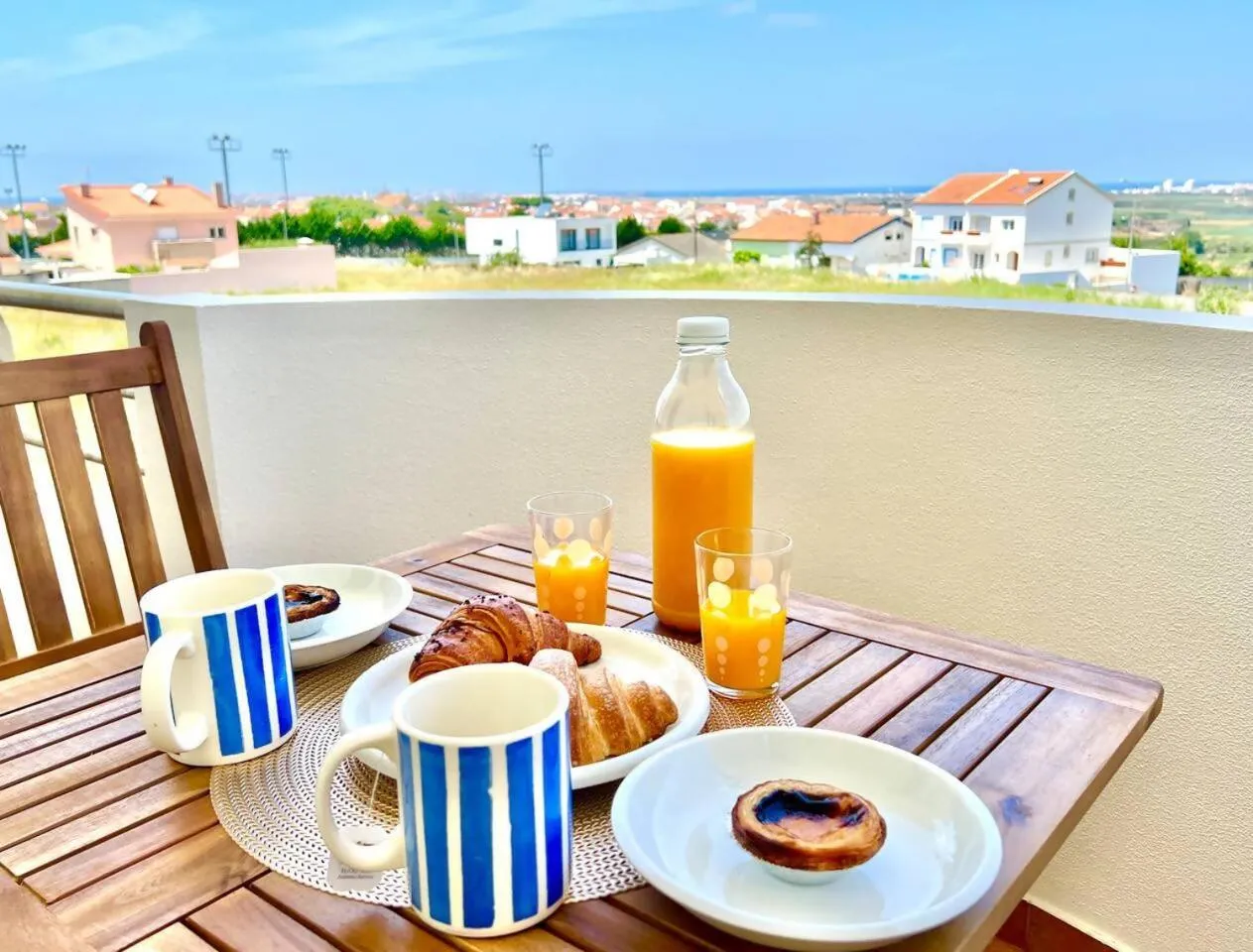 Apartamento T2 com vista panorâmica sobre a costa