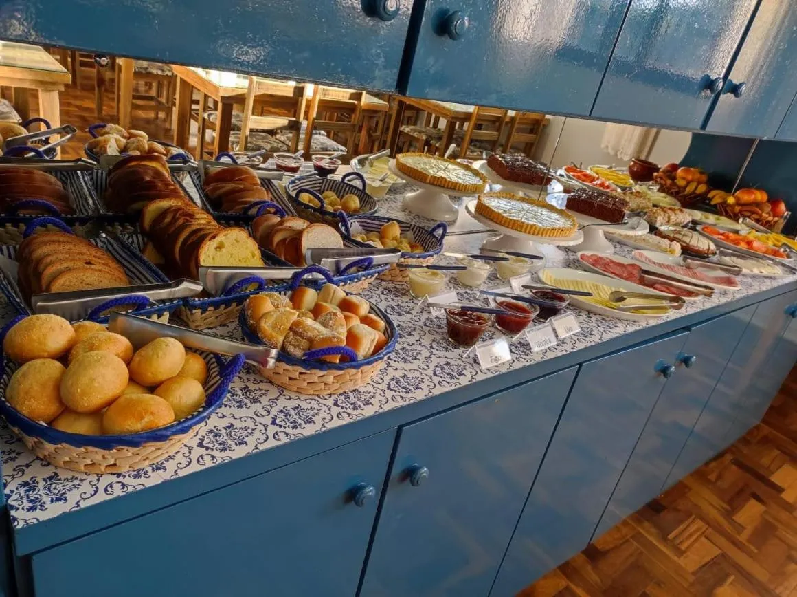 Buffet breakfast in Pousada Vista do Lago - HOSTEL