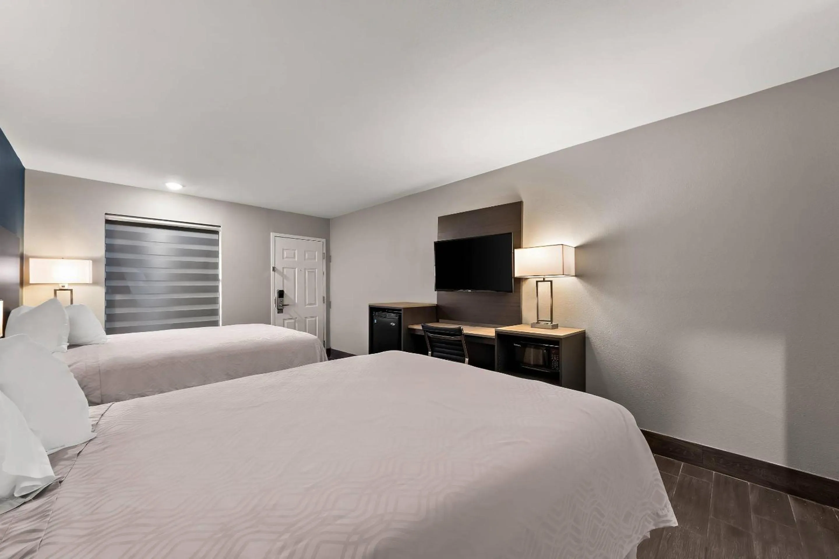 Bedroom, Bed in Econo Lodge Inn & Suites Laredo - Nuevo Laredo