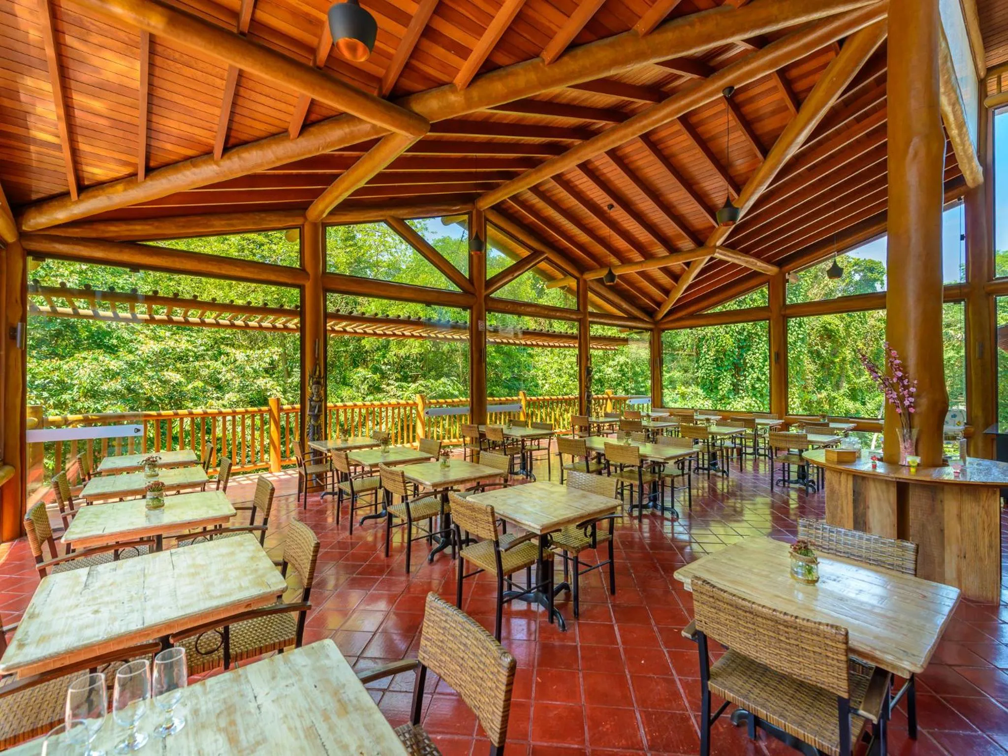 Restaurant/places to eat in Kalango Hotel Boutique