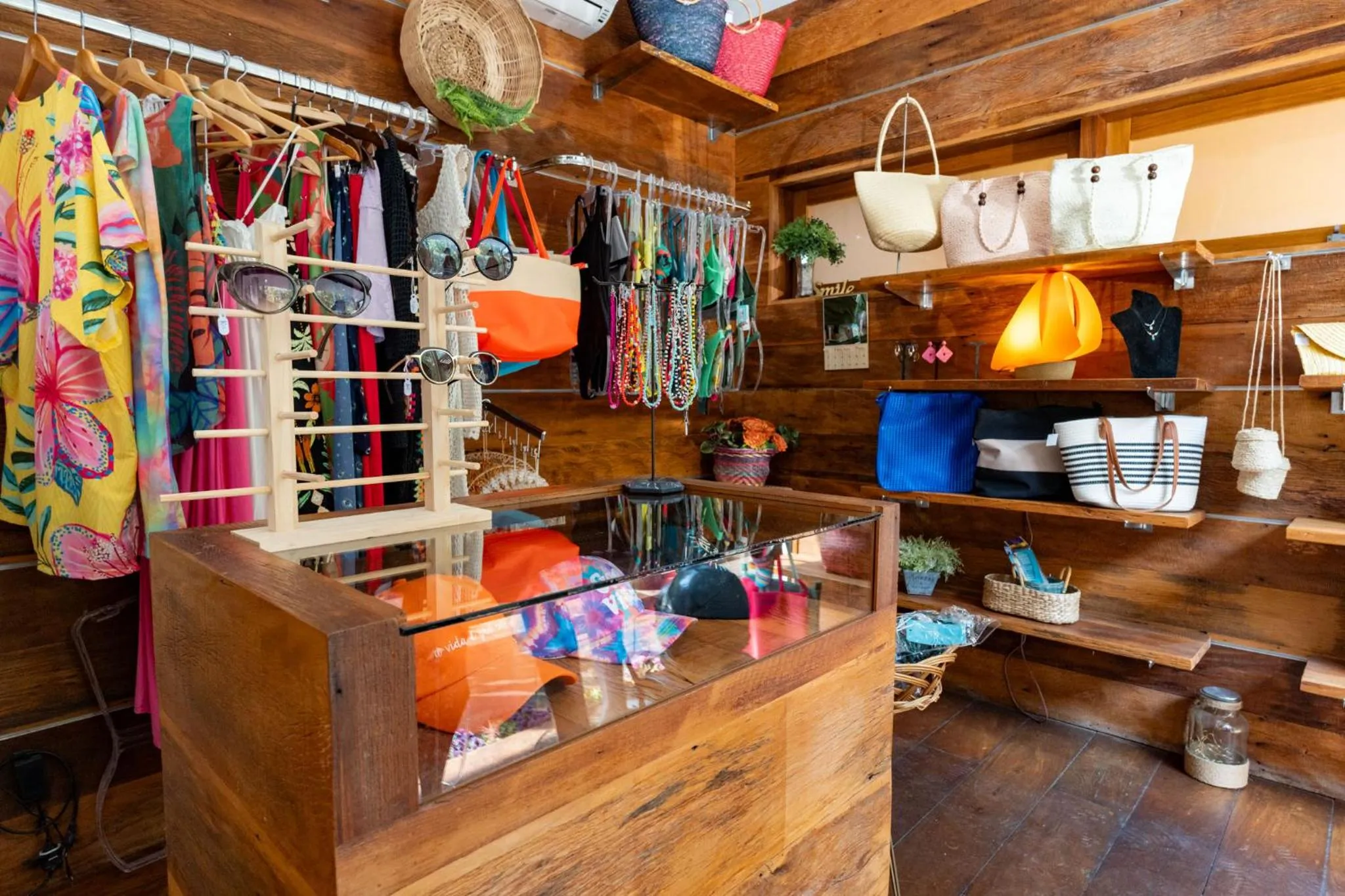 On-site shops in Kalango Hotel Boutique