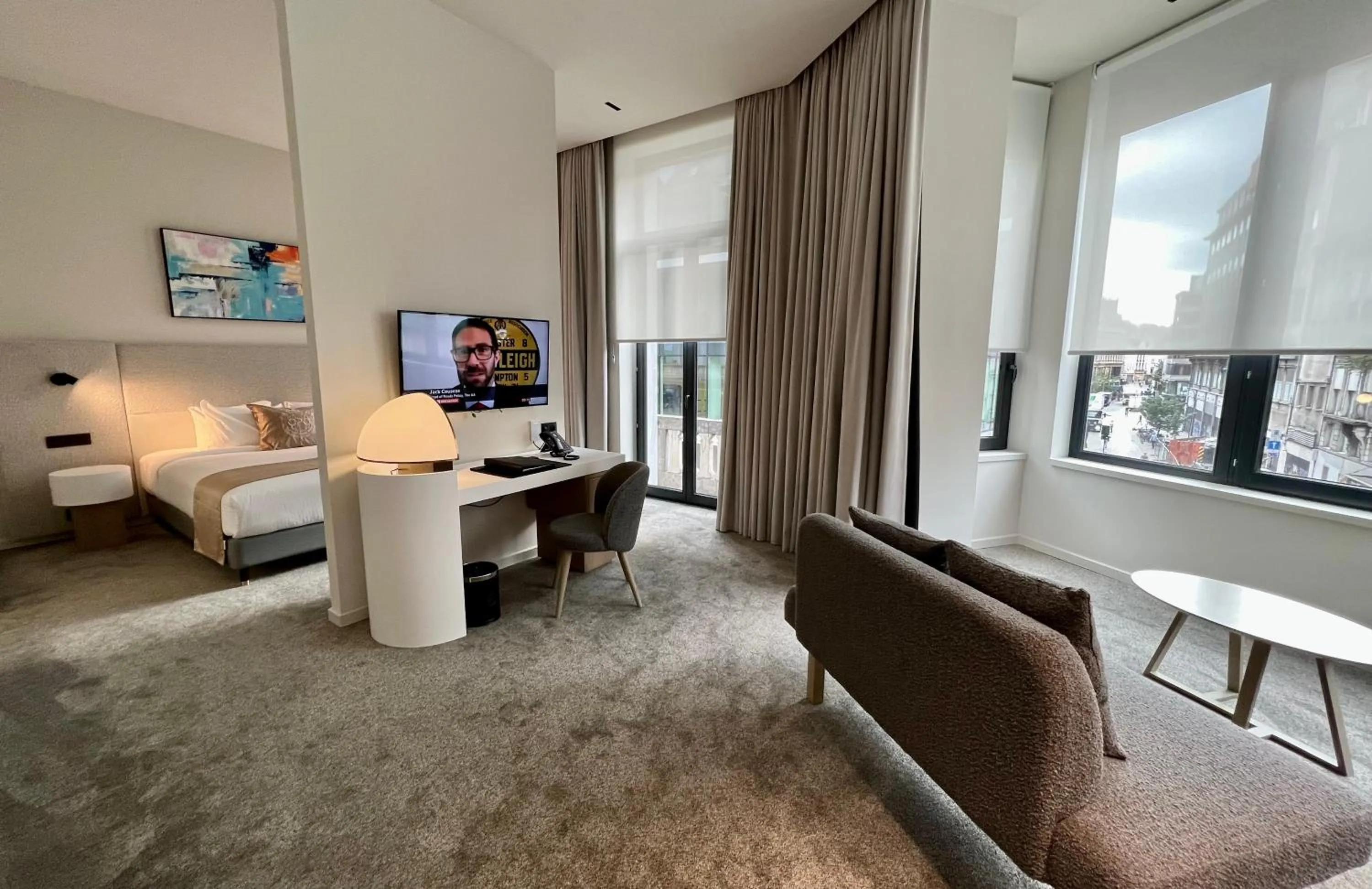 Living room, Bed in OPO Hotel