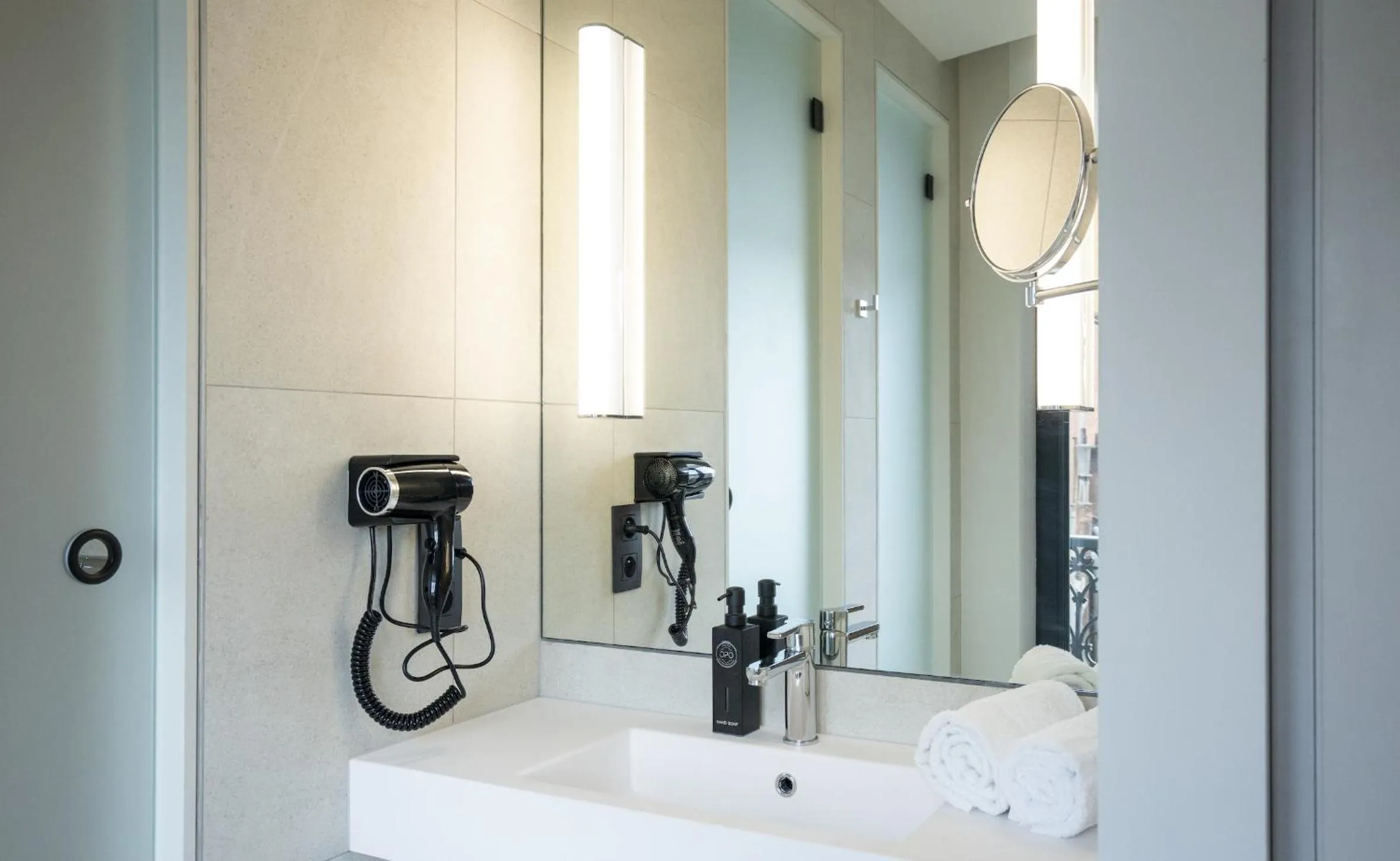 Bathroom in OPO Hotel