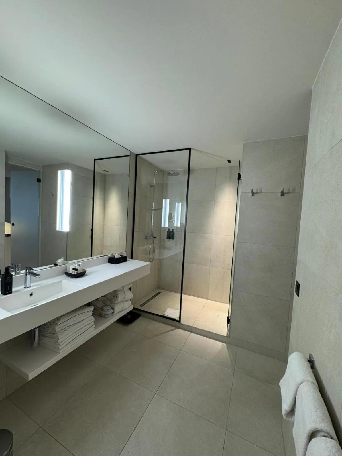 Bathroom in OPO Hotel