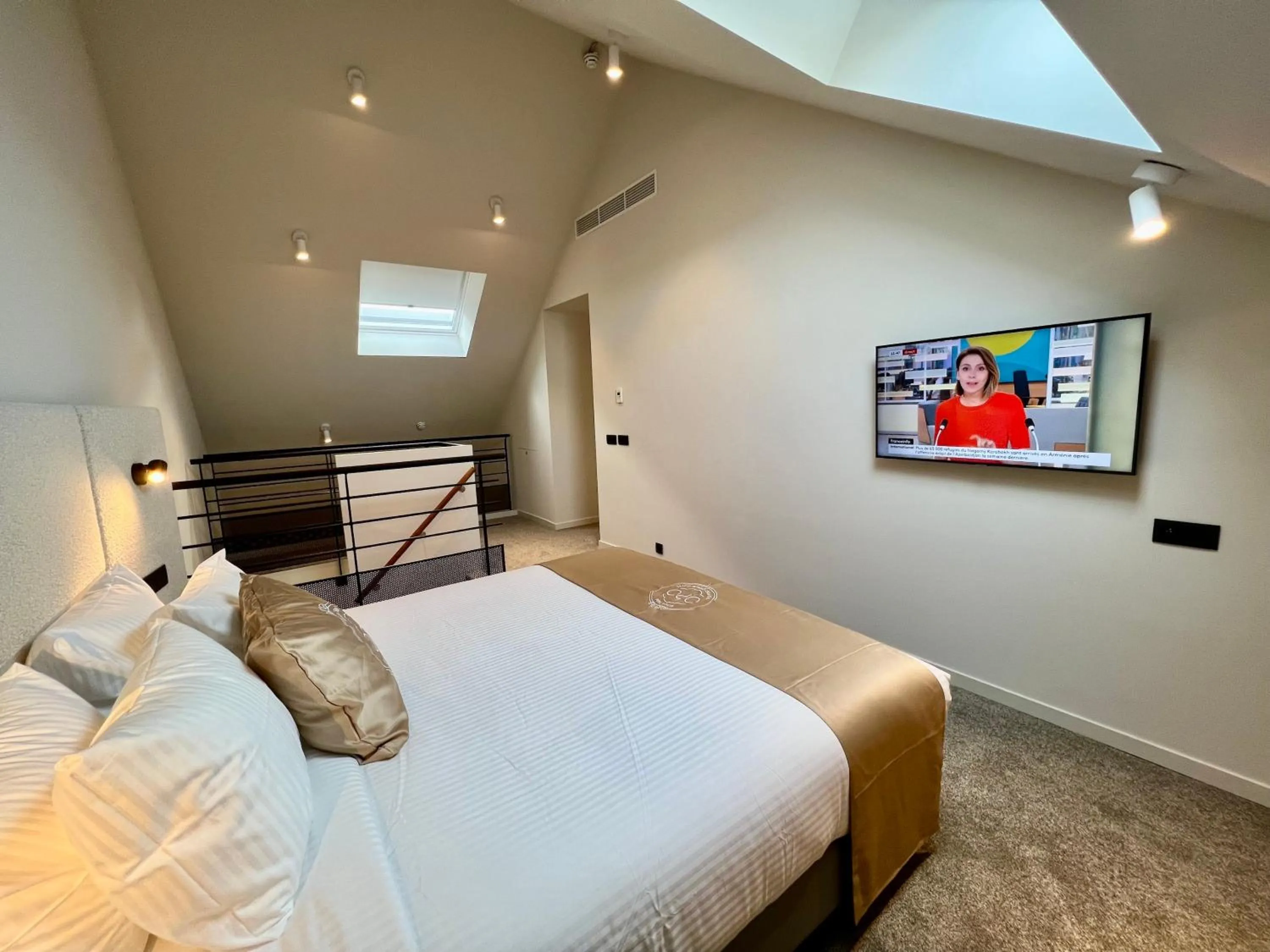 Bedroom, Bed in OPO Hotel