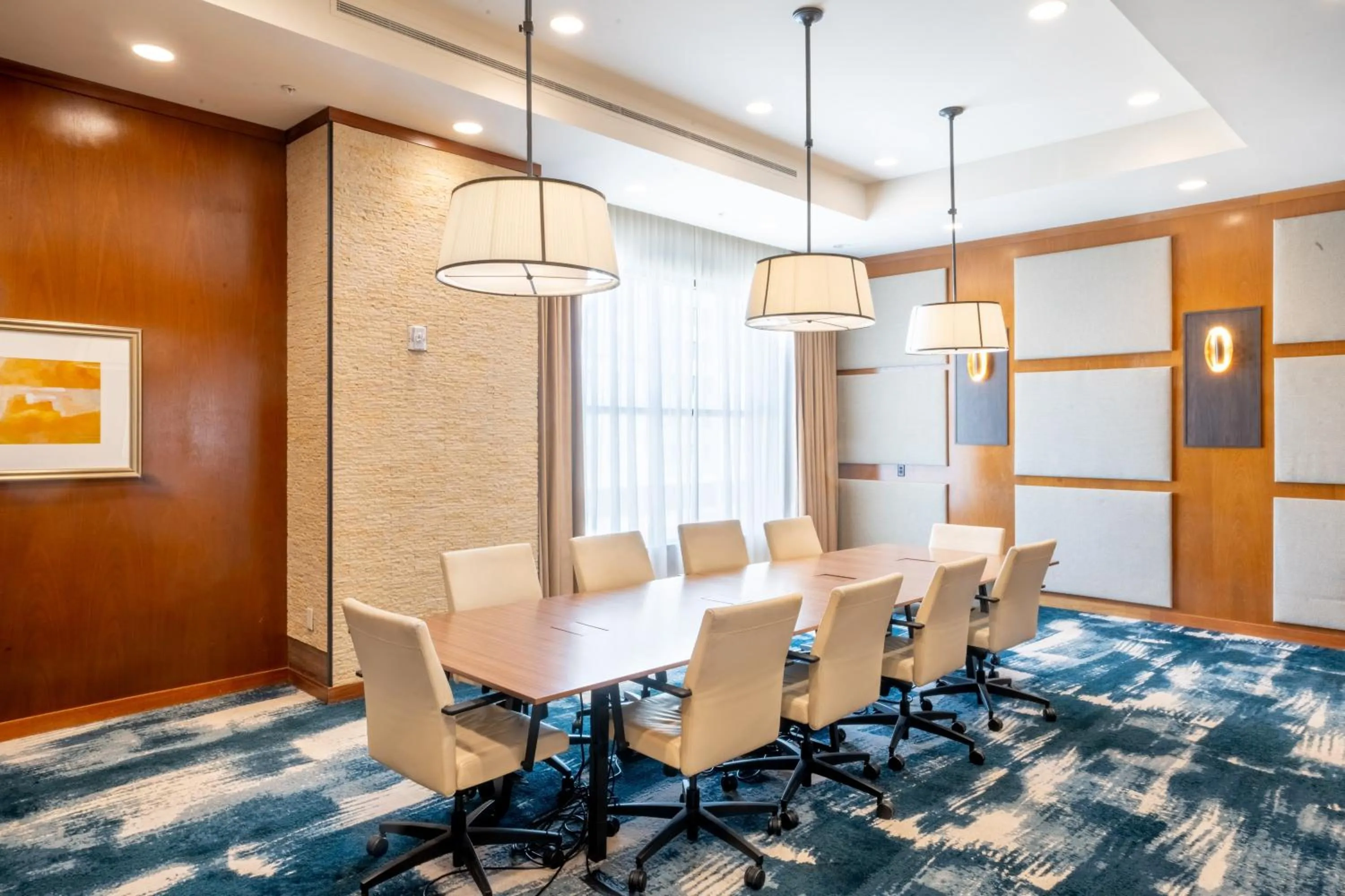 Meeting/conference room in Hutton Hotel