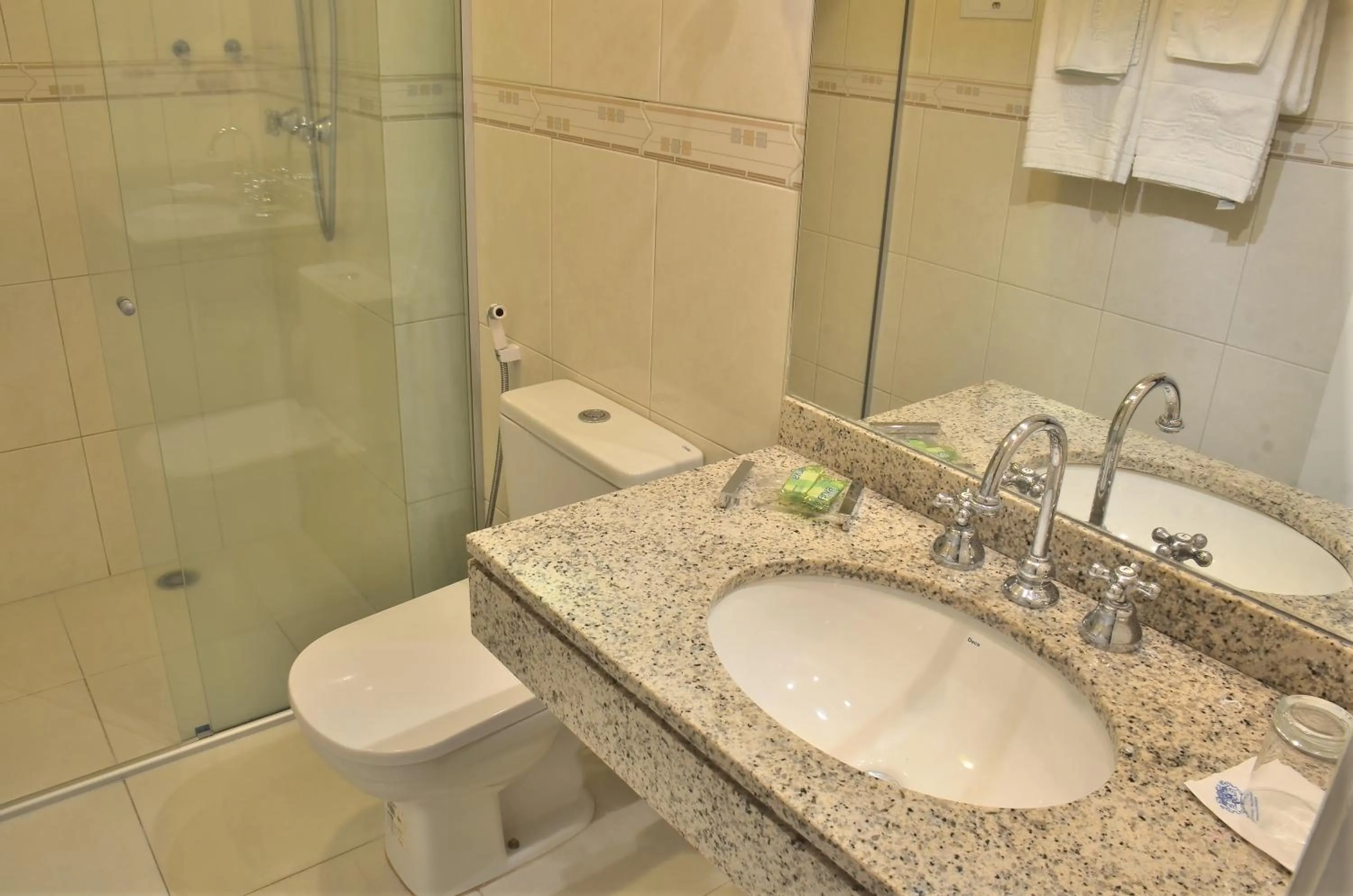 Bathroom in Hotel Castelar