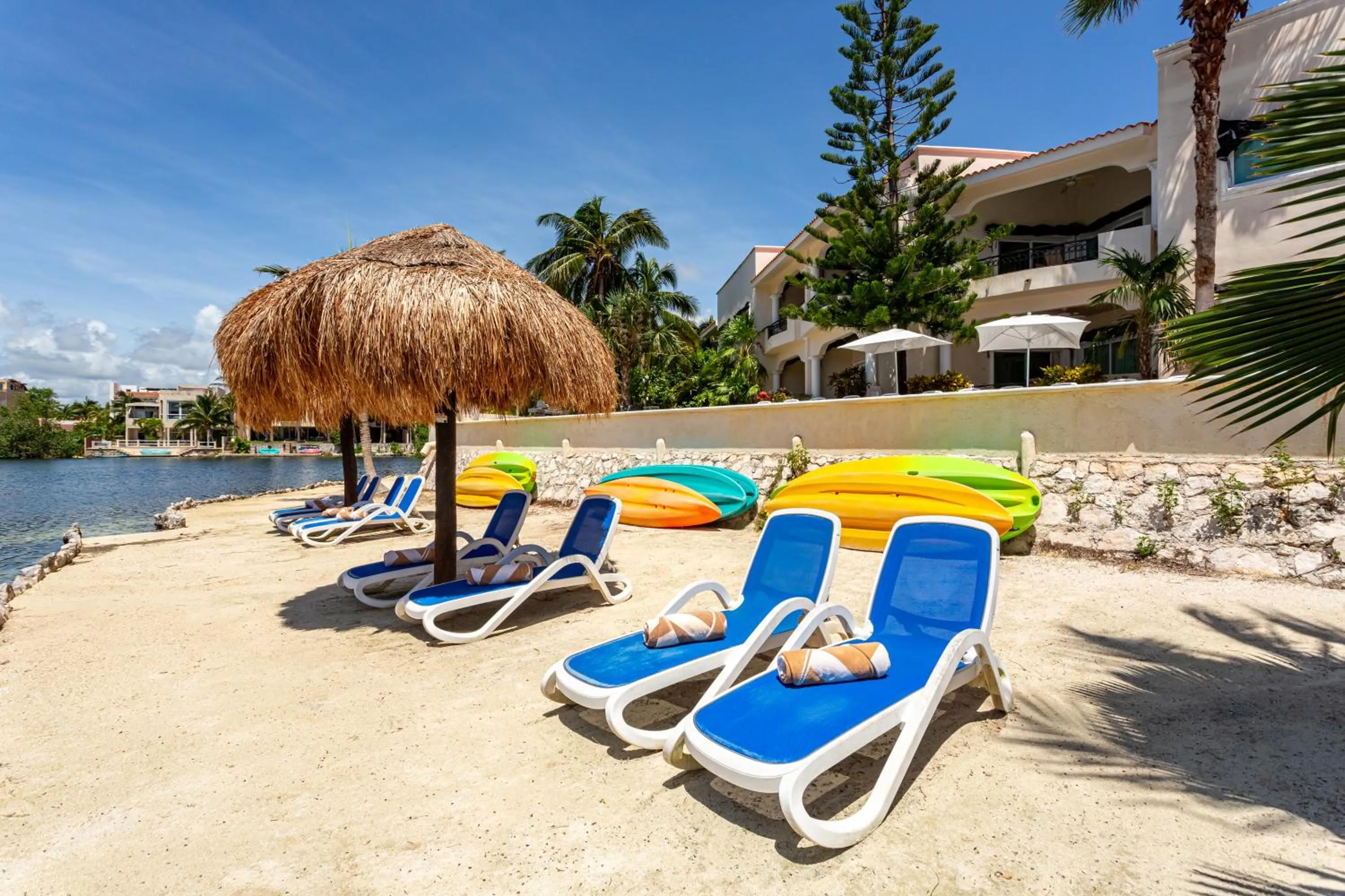 Lake view in Aventuras Club