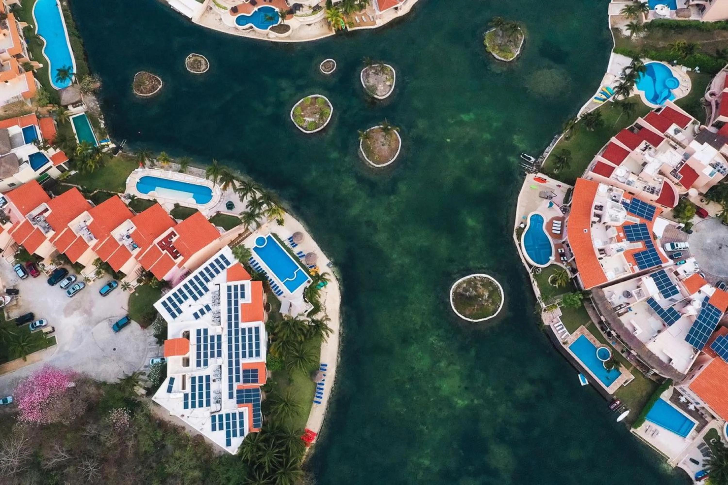 Off site in Aventuras Club