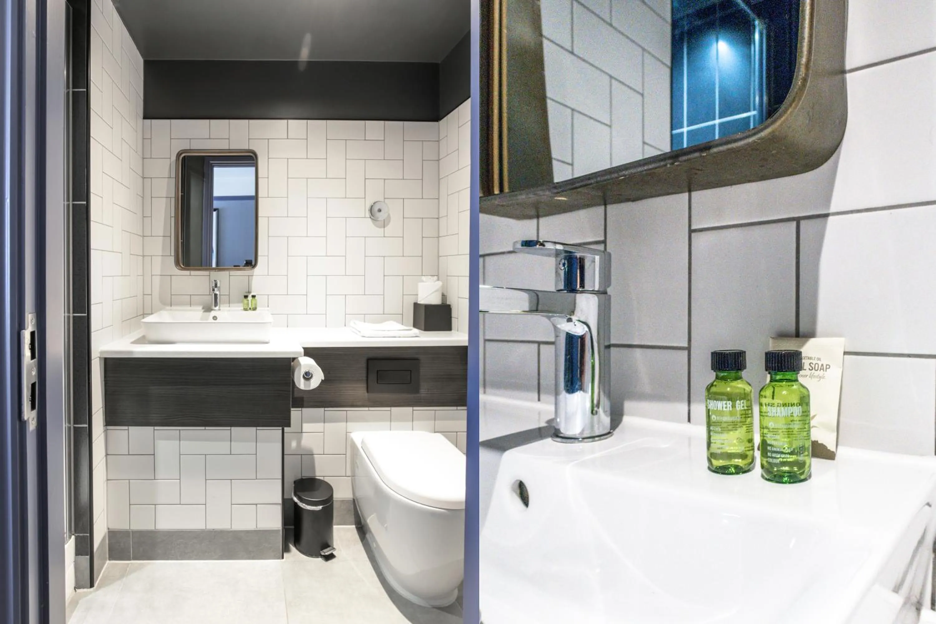 Shower in Ropewalks Hotel