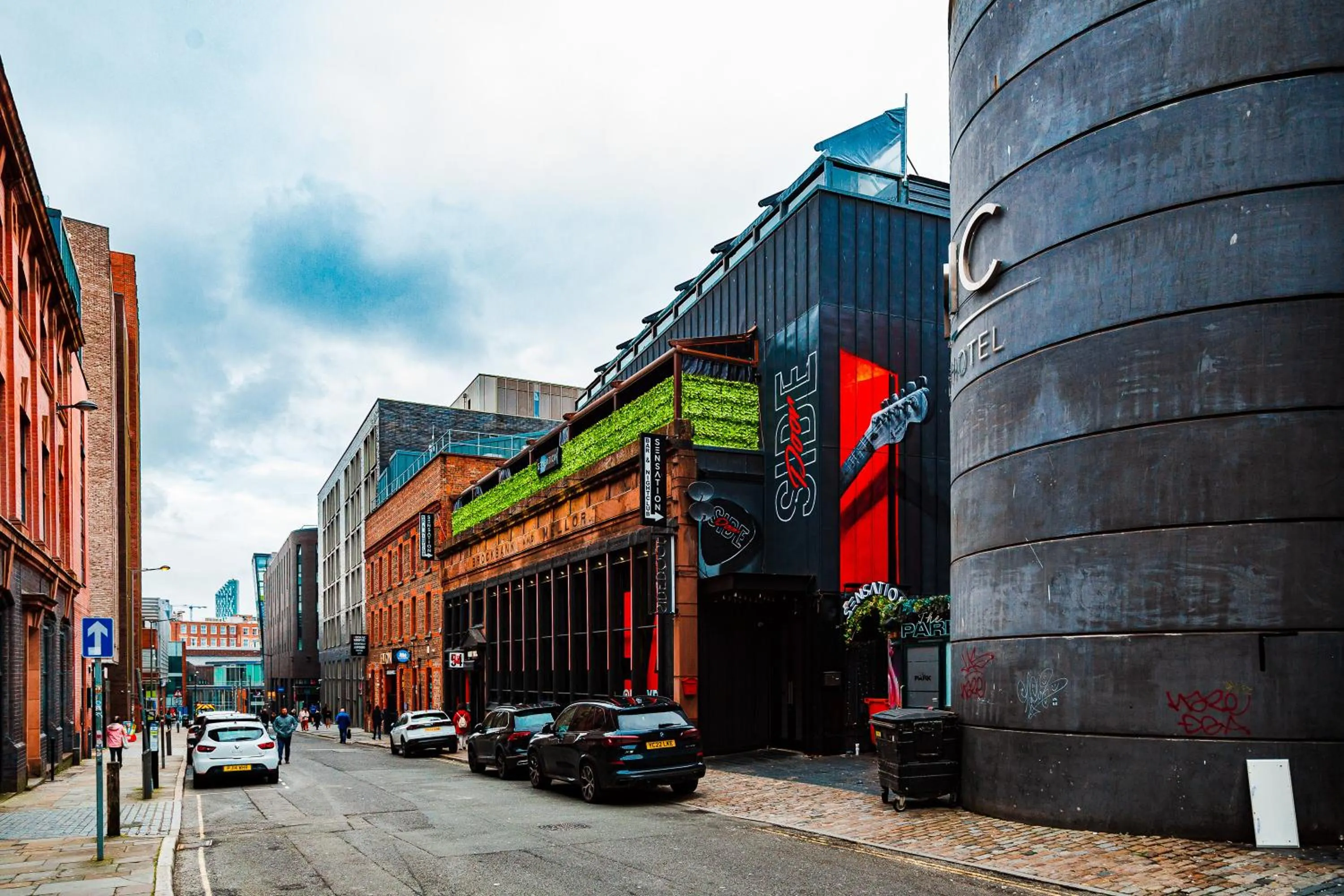 Street view in Ropewalks Hotel