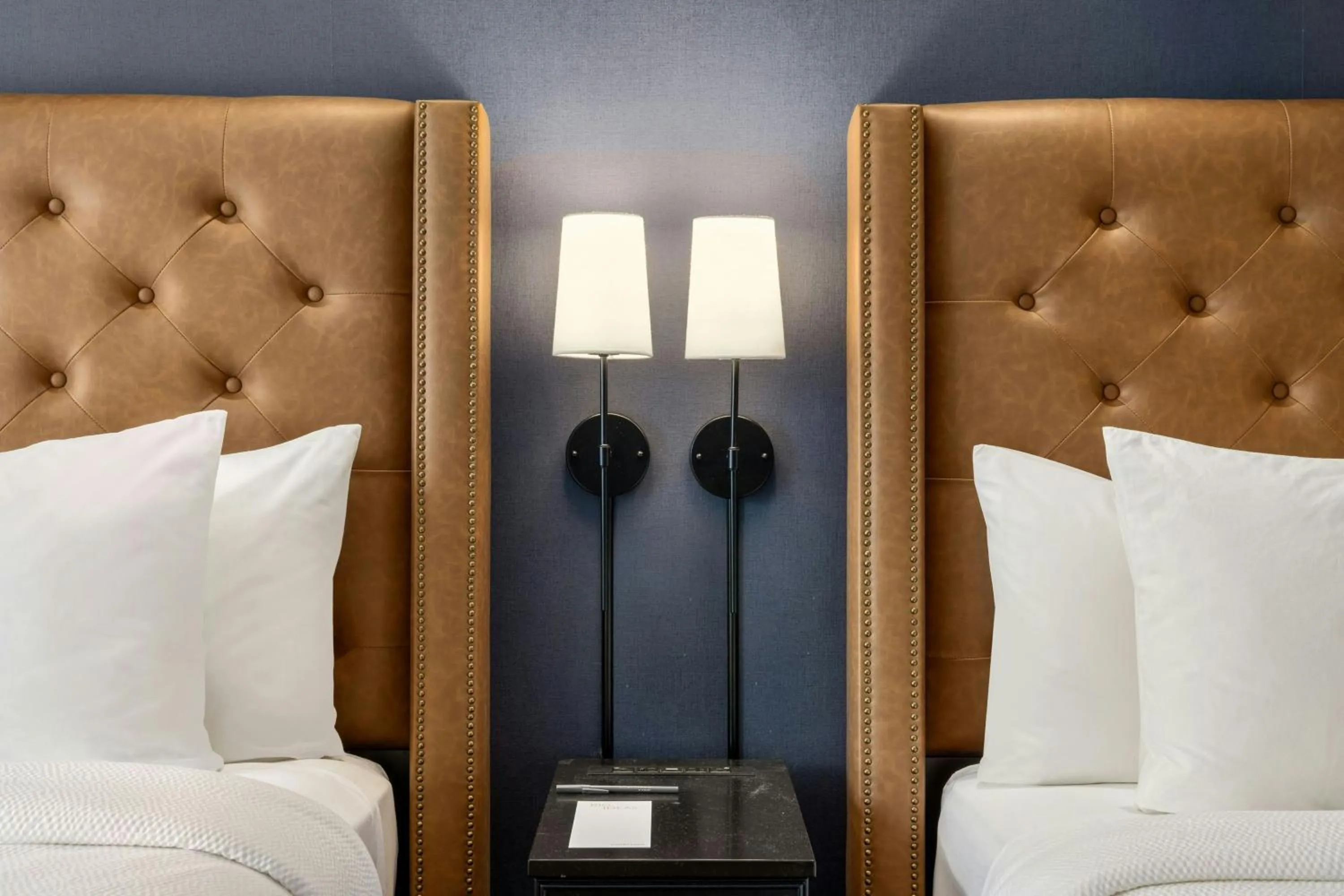 Photo of the whole room, Bed in Courtyard by Marriott Portland Downtown/Waterfront