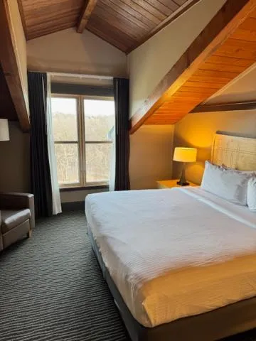 Bed in Lied Lodge at Arbor Day Farm