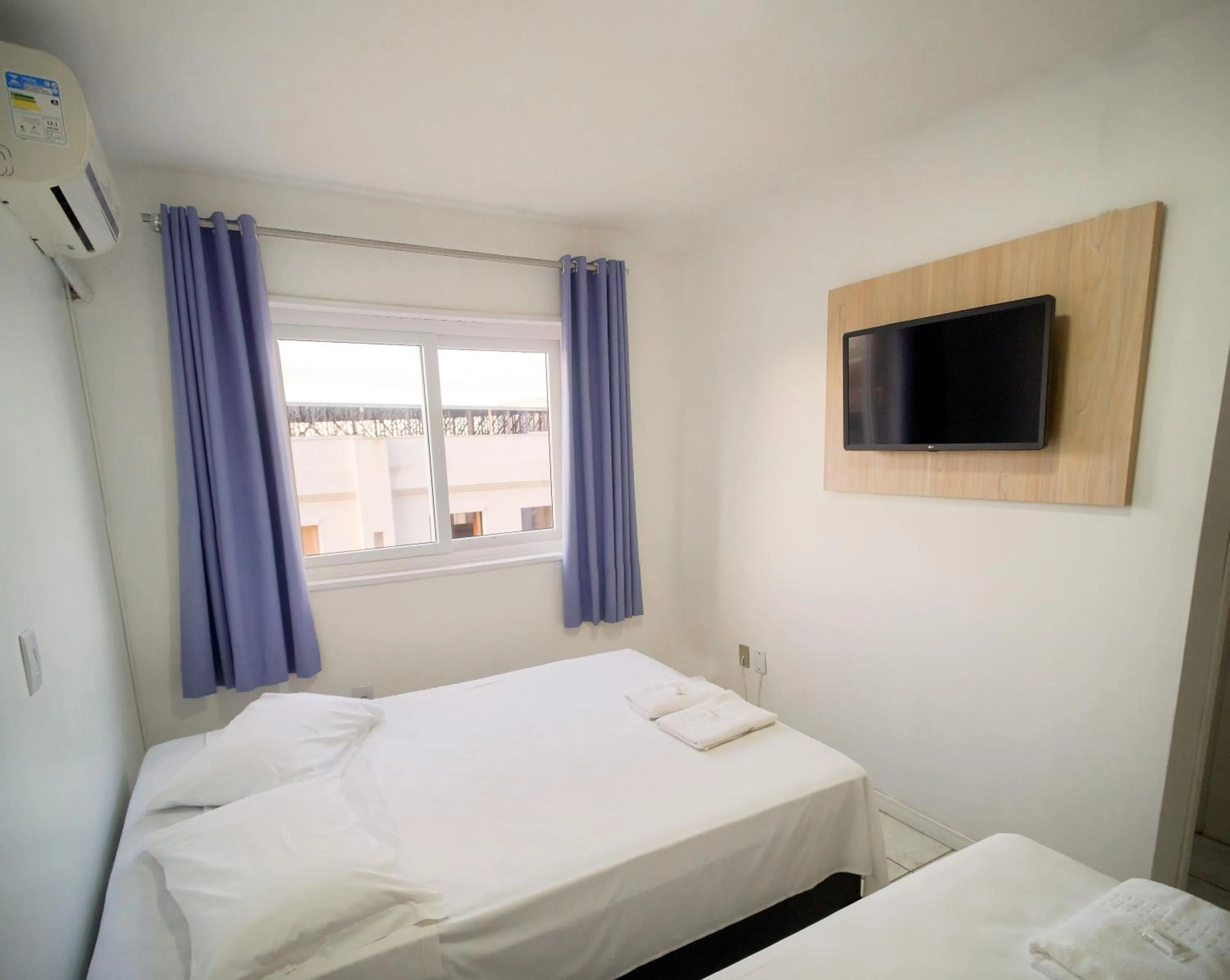 Bedroom, Bed in Xangri-La Praia Hotel