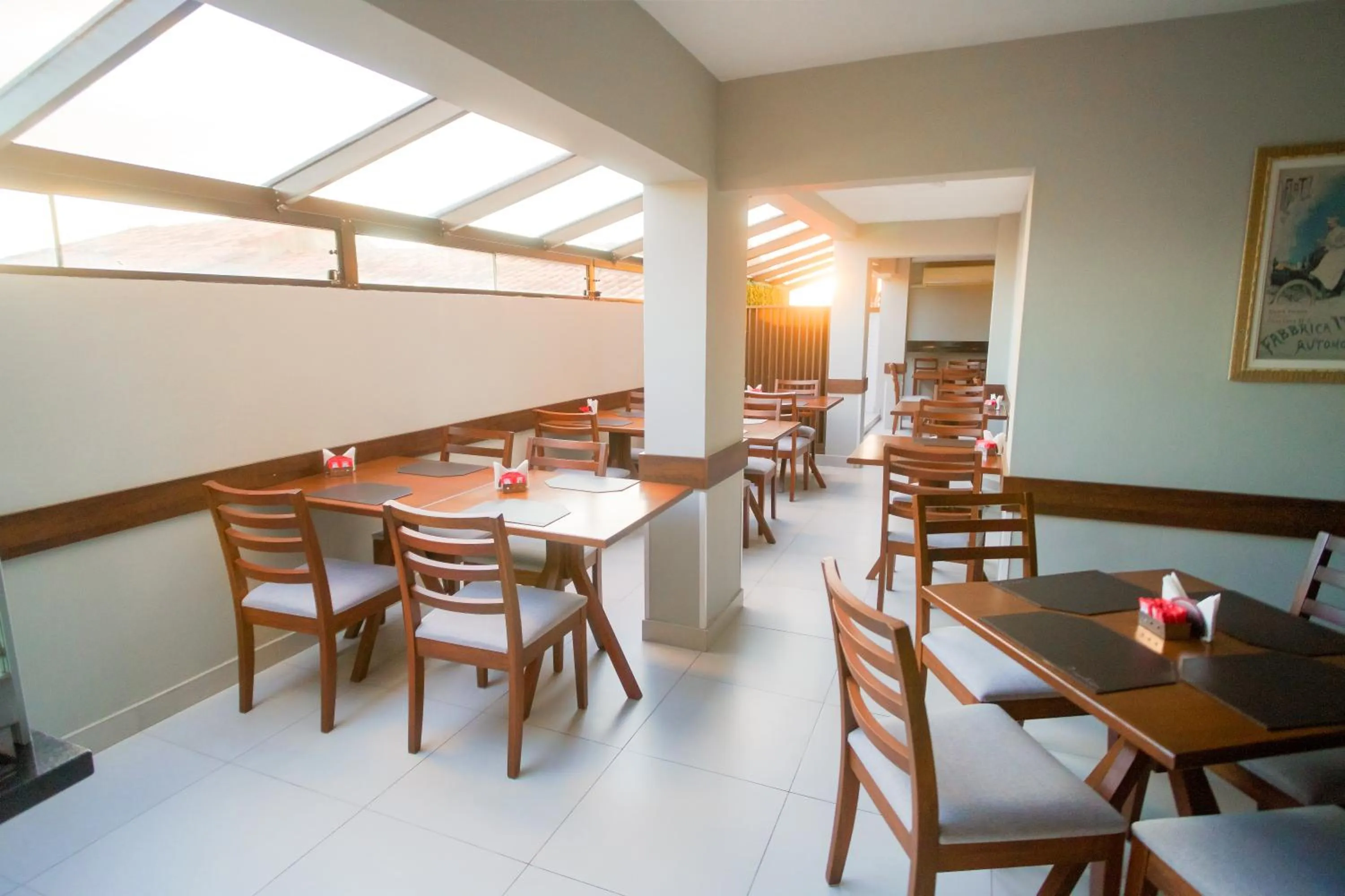 Restaurant/places to eat in Xangri-La Praia Hotel