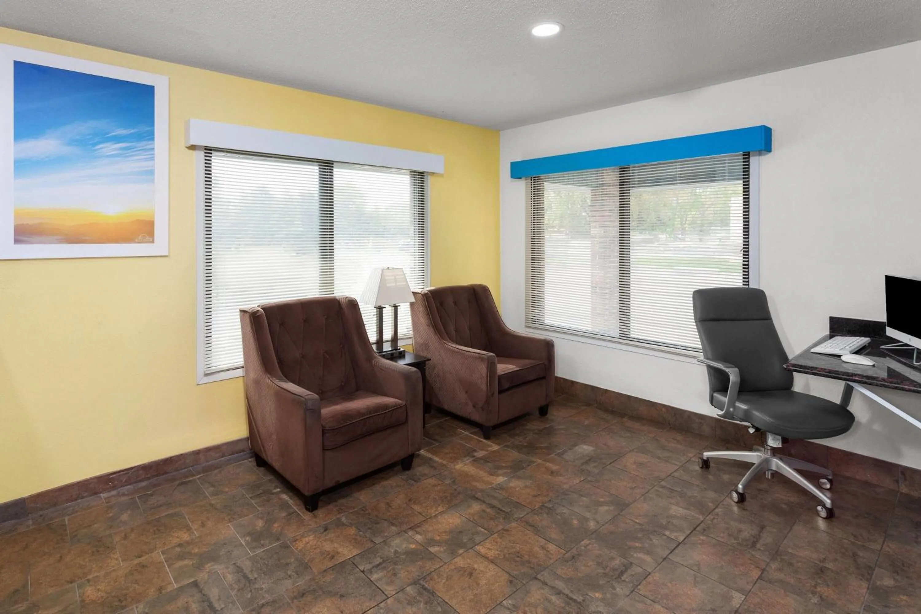 Lobby or reception in Days Inn by Wyndham Mason City