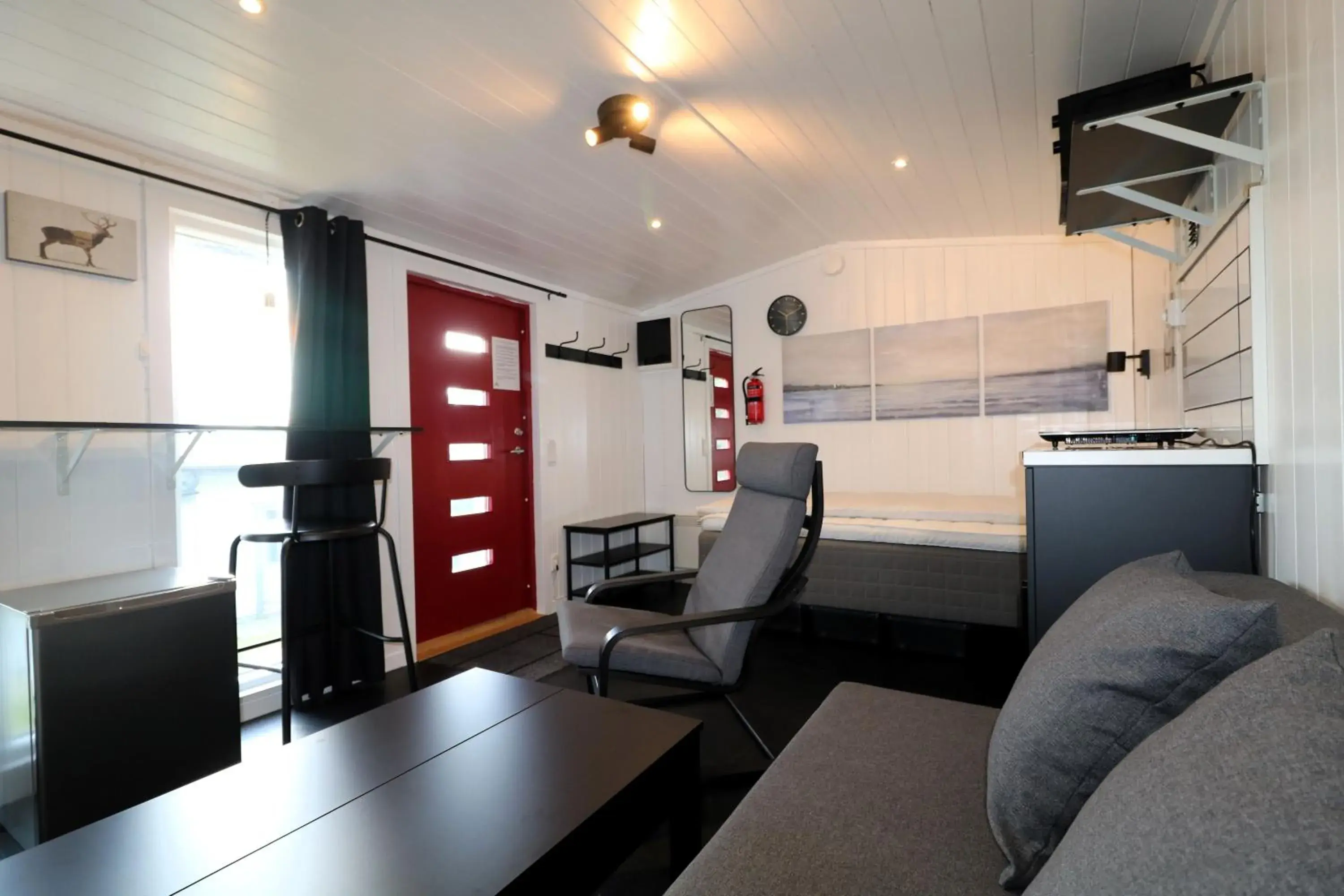 Aurora Cabin Aurora Cabin