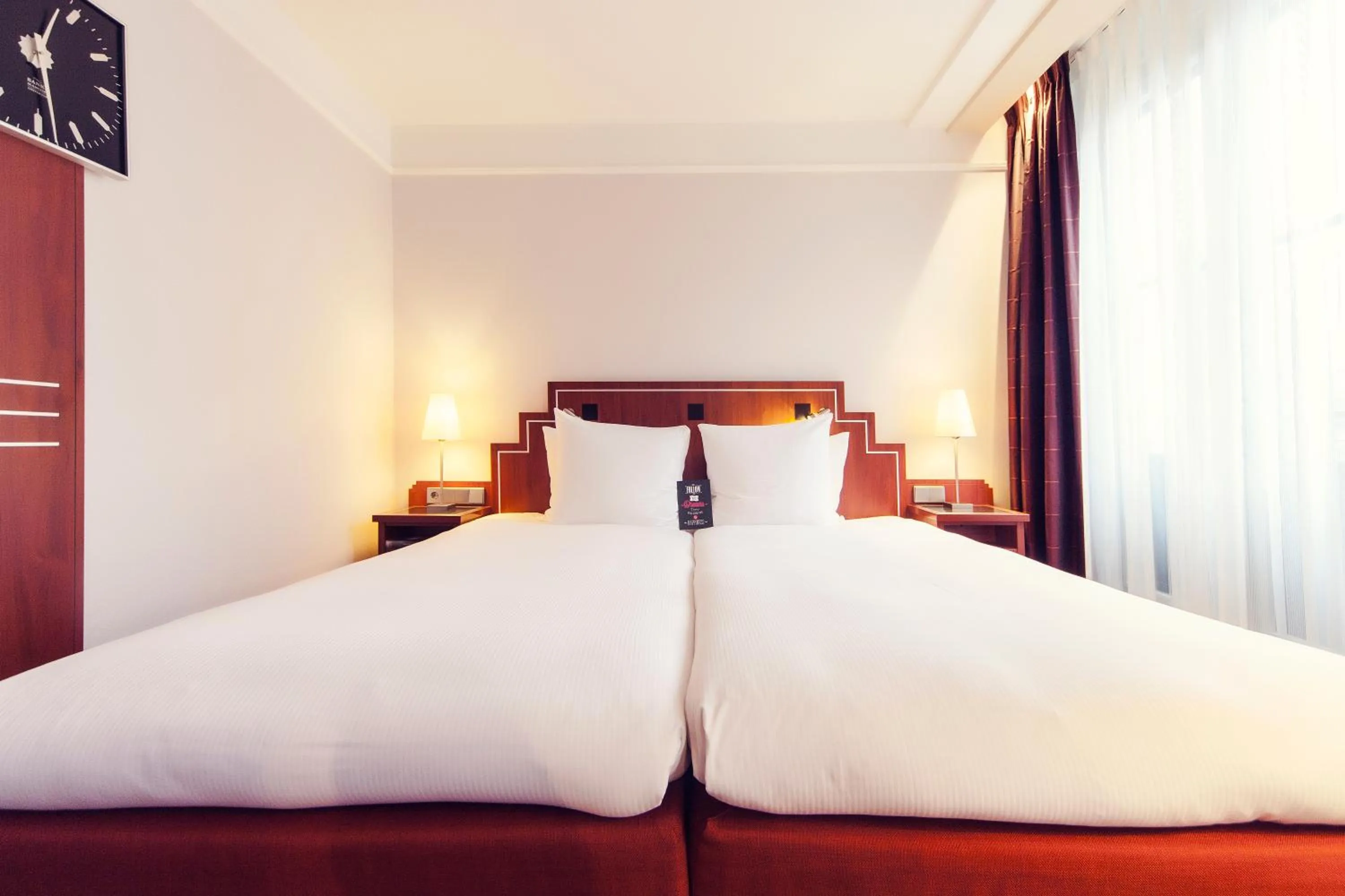 Bed in Banks Mansion - All Inclusive Boutique Hotel