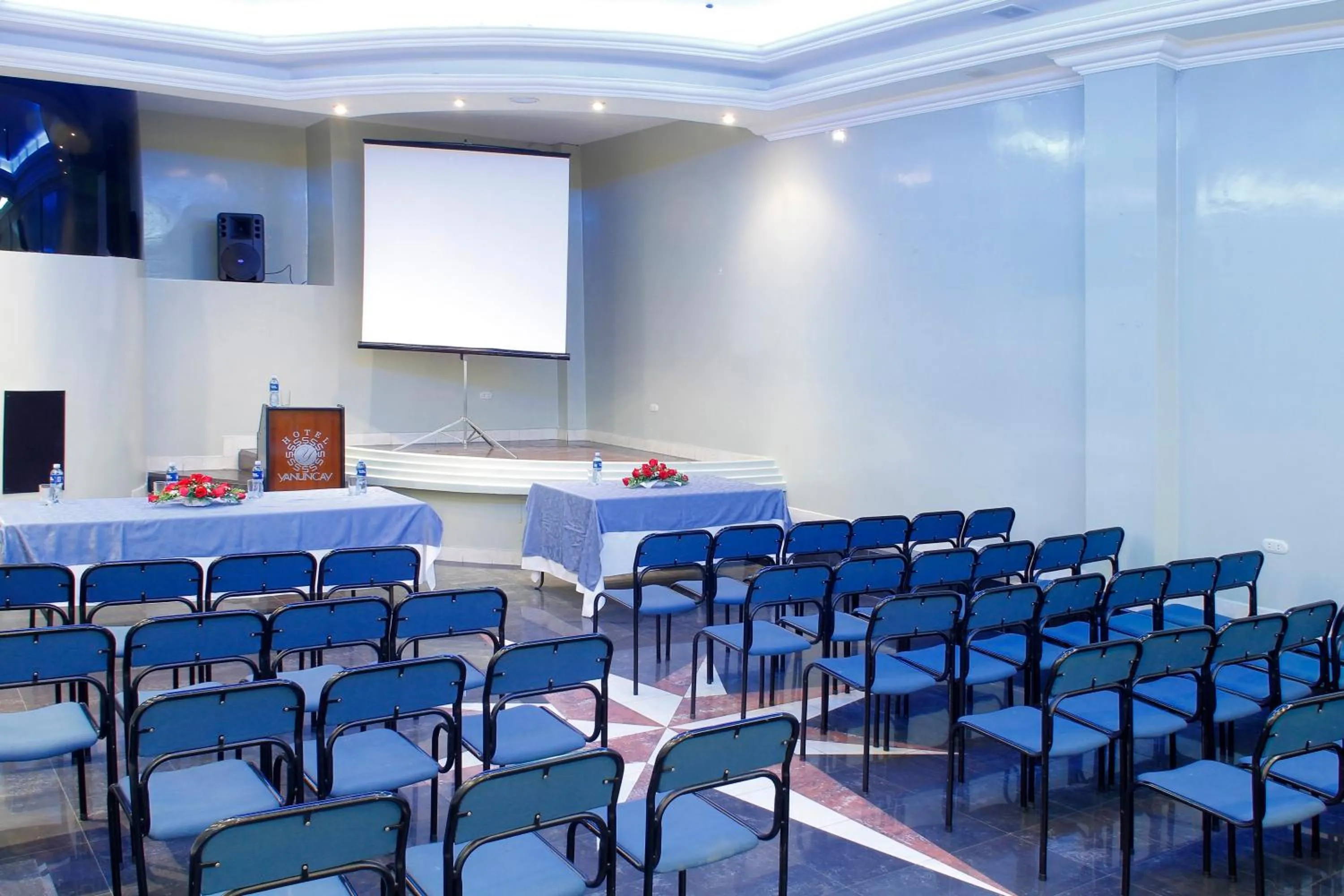 Business facilities in Hotel Yanuncay