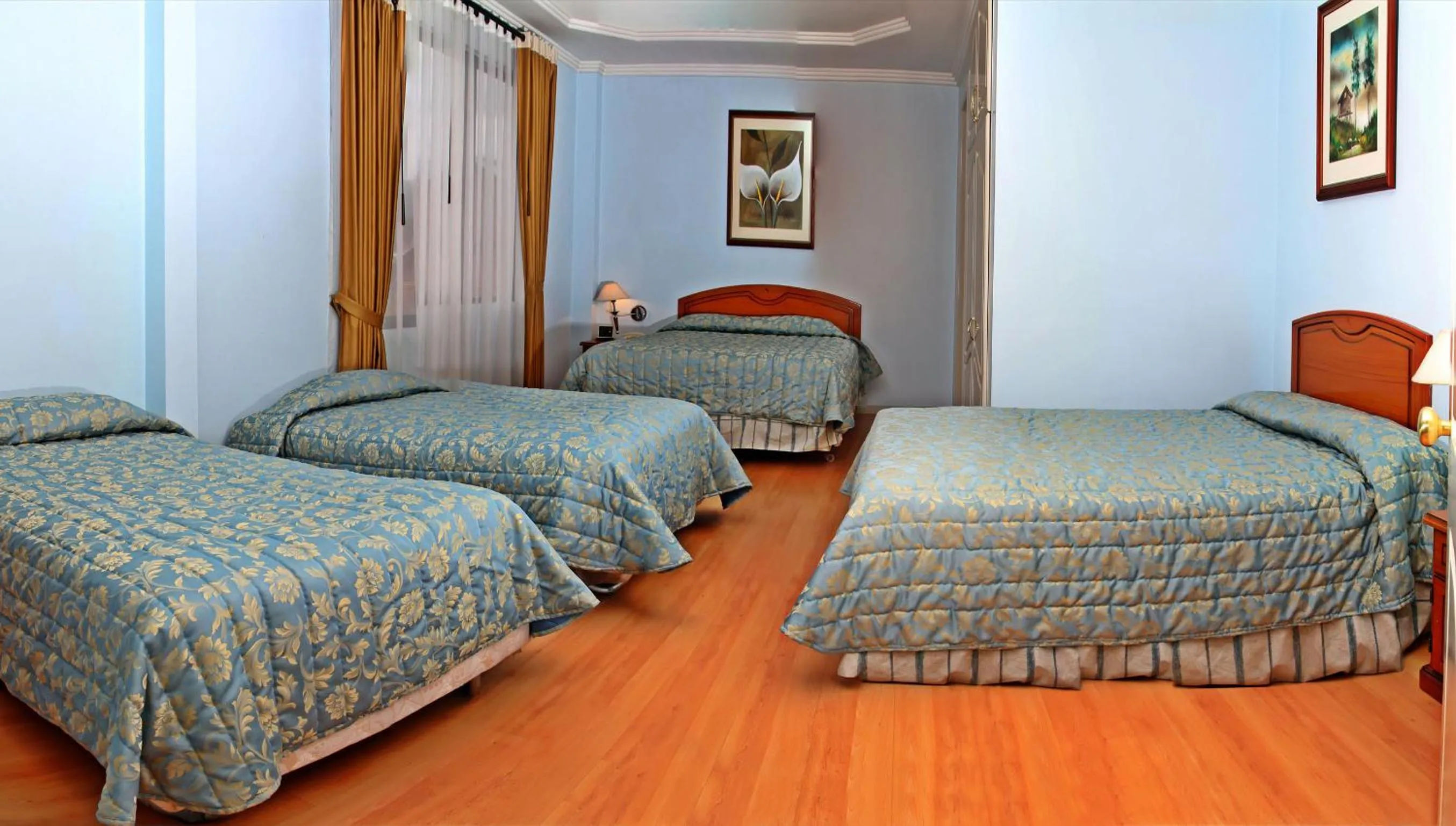 Bed in Hotel Yanuncay