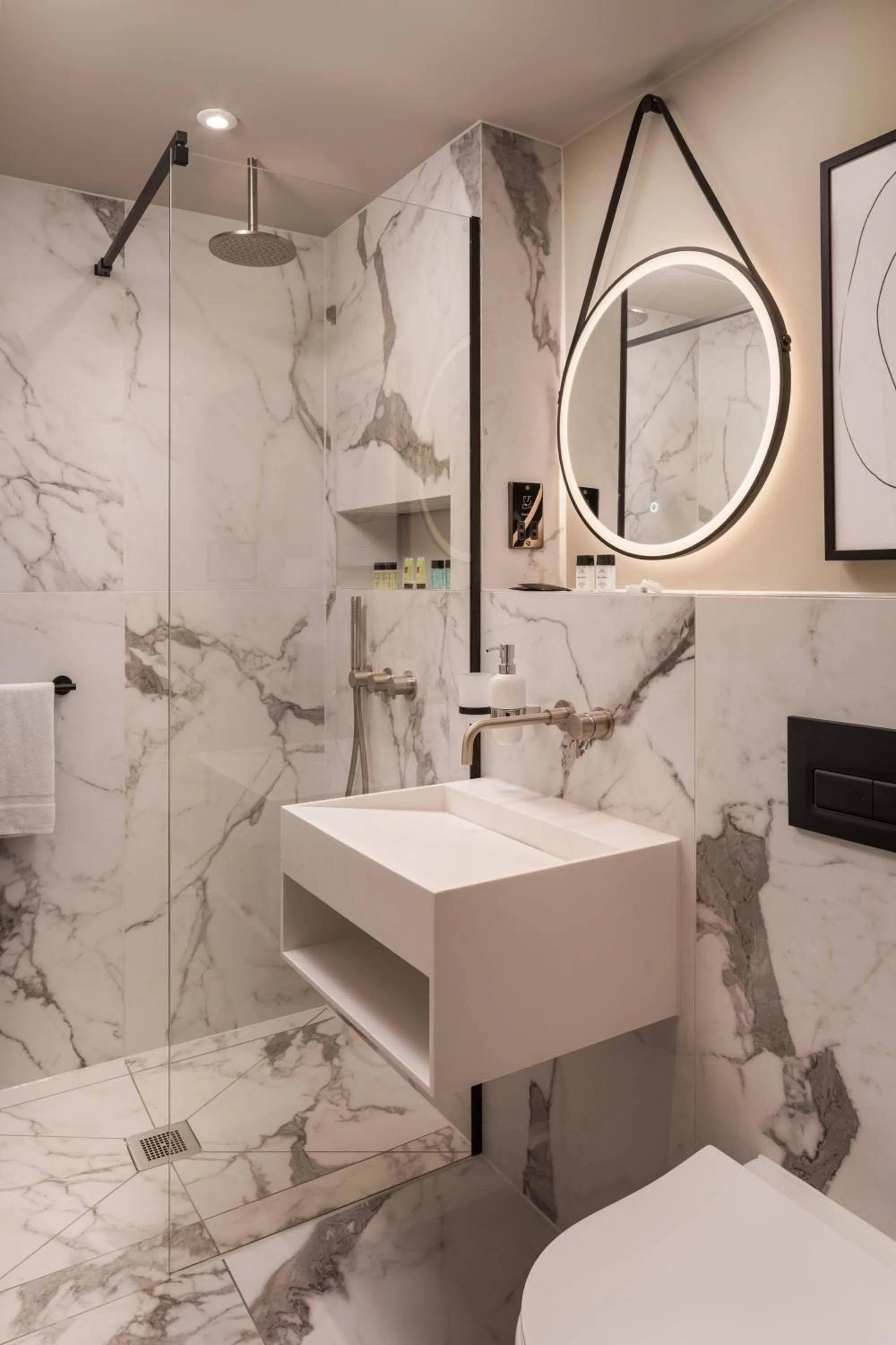 Bathroom in Central Park Hotel