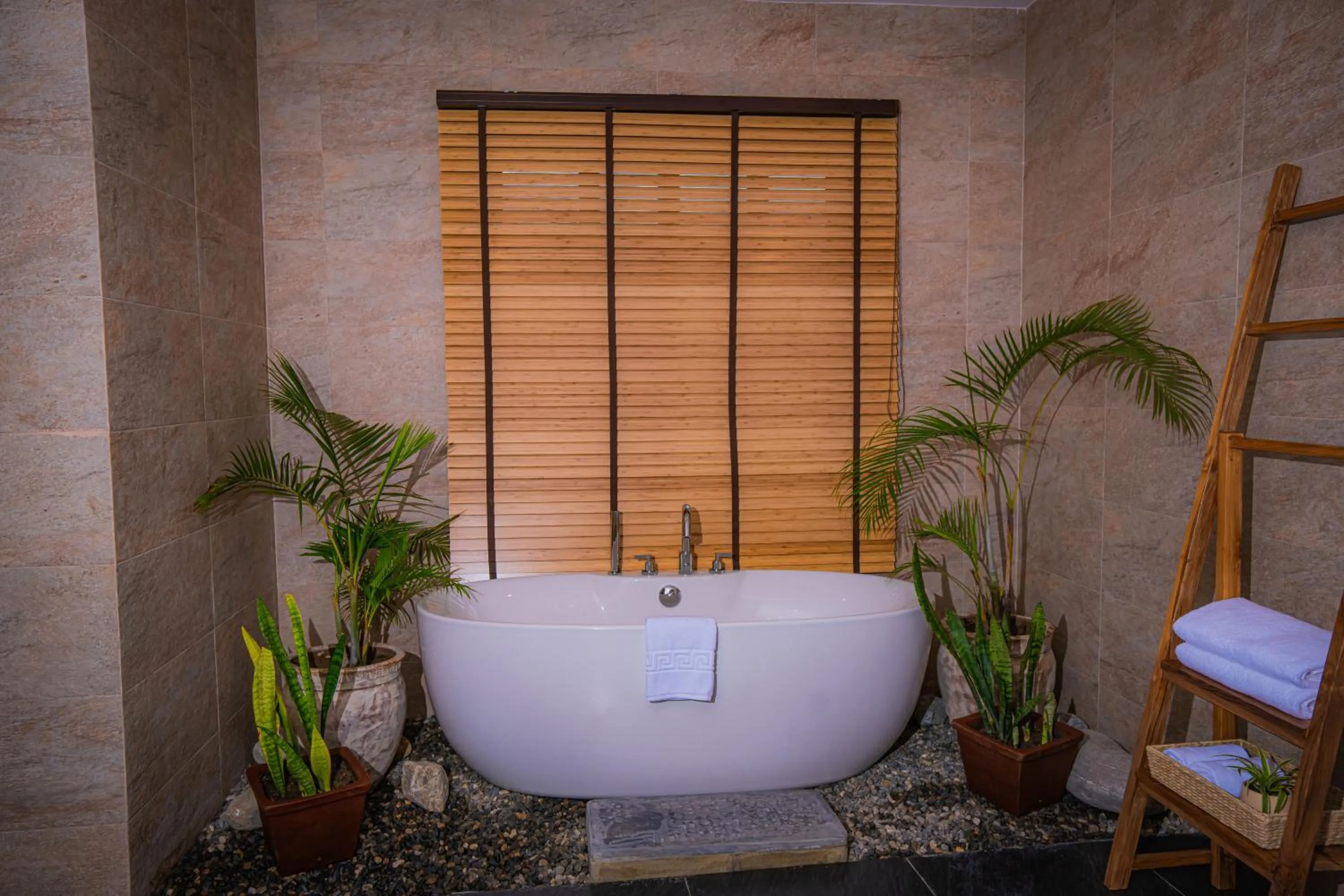 Bath in Dorje's Resort and Spa