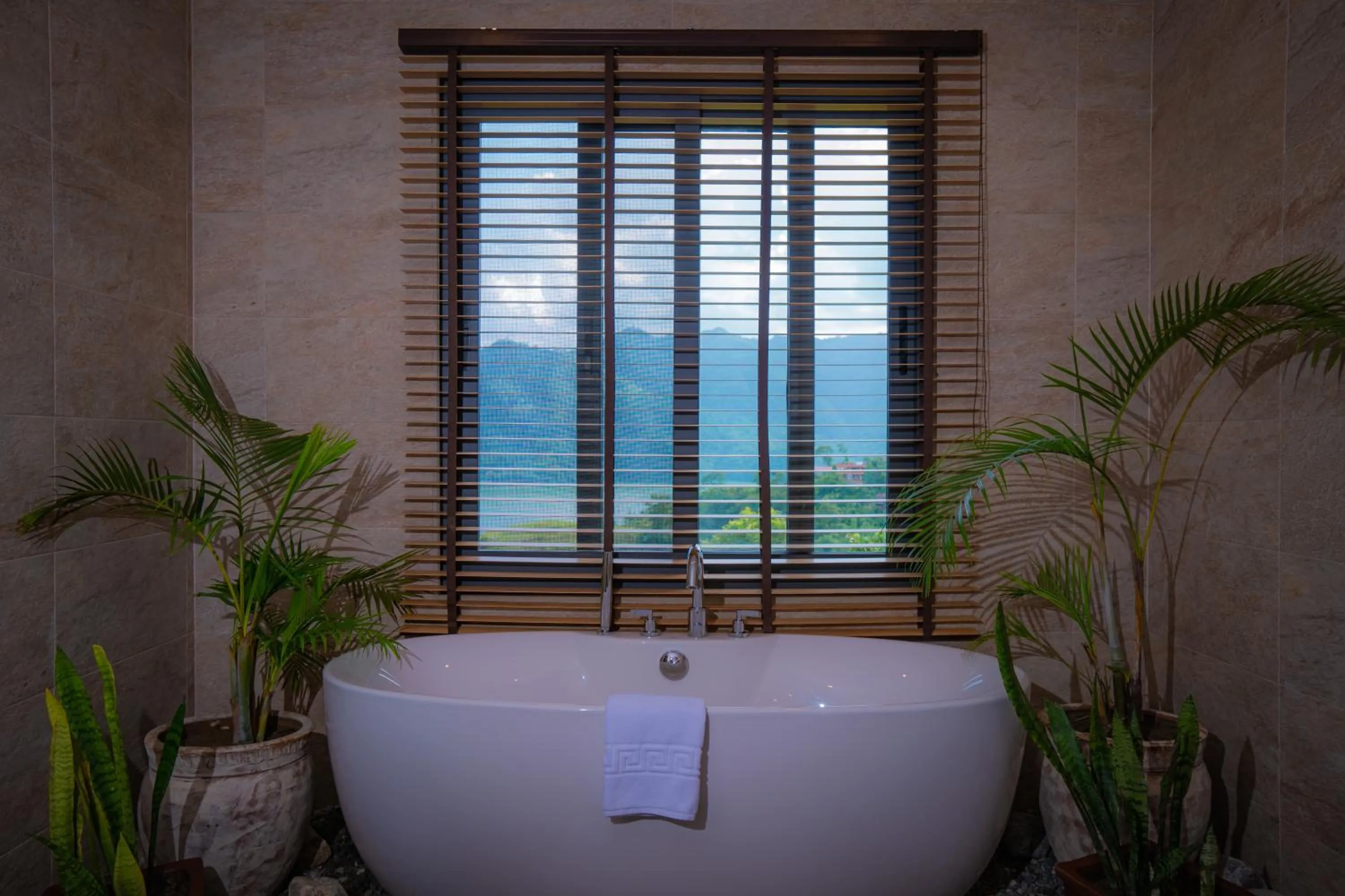 Bath in Dorje's Resort and Spa