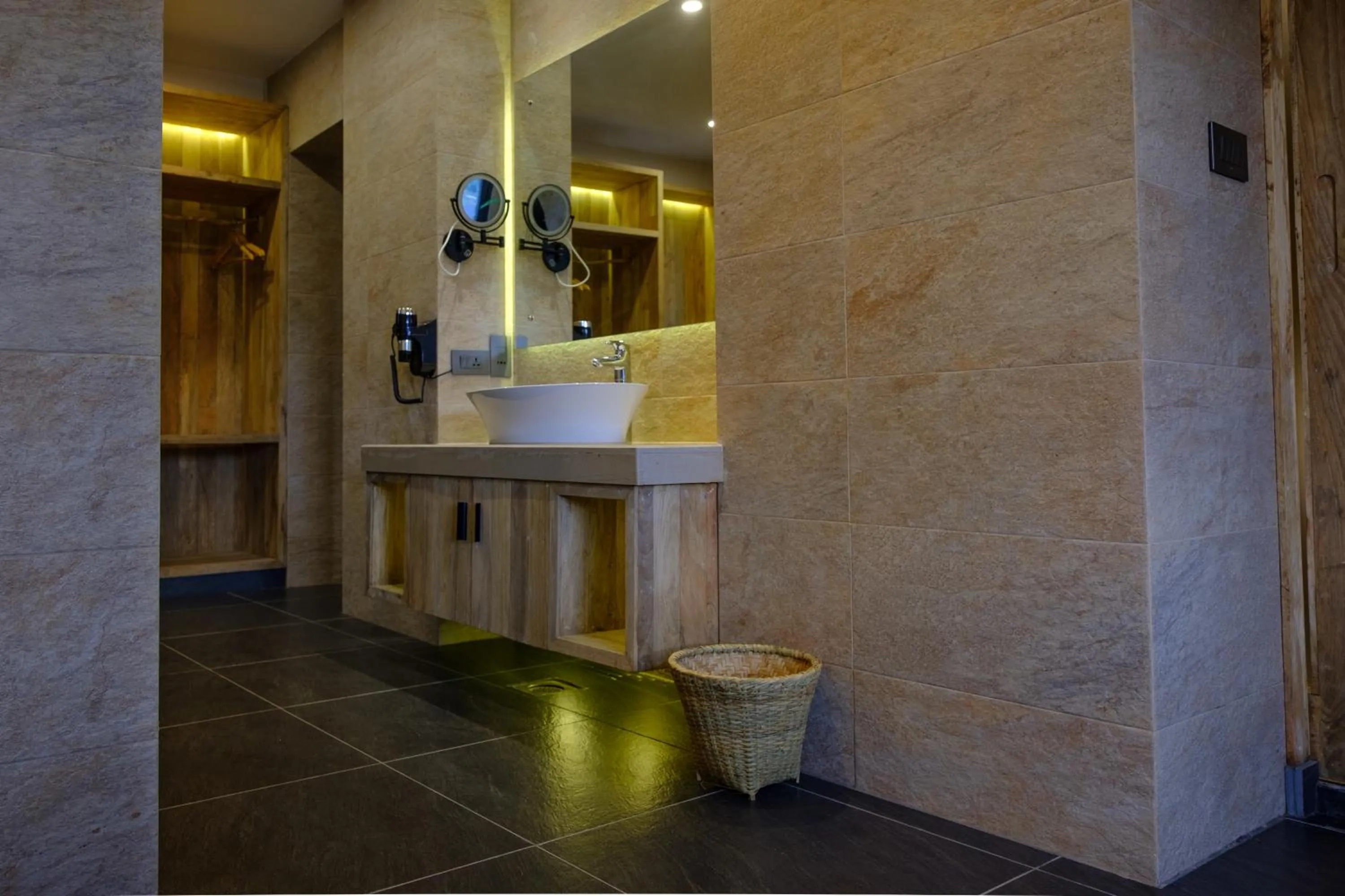 Bathroom in Dorje's Resort and Spa