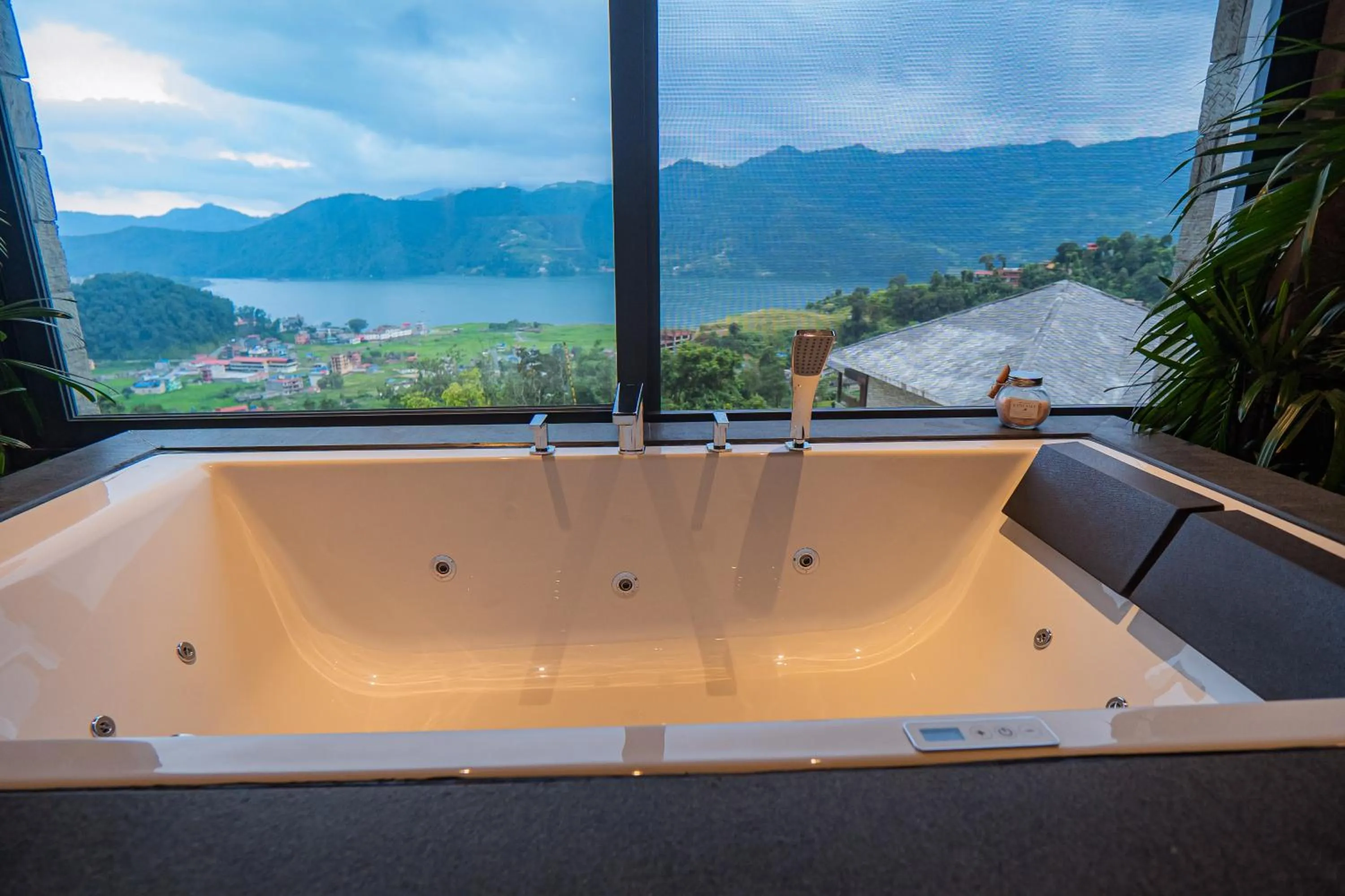Bath in Dorje's Resort and Spa