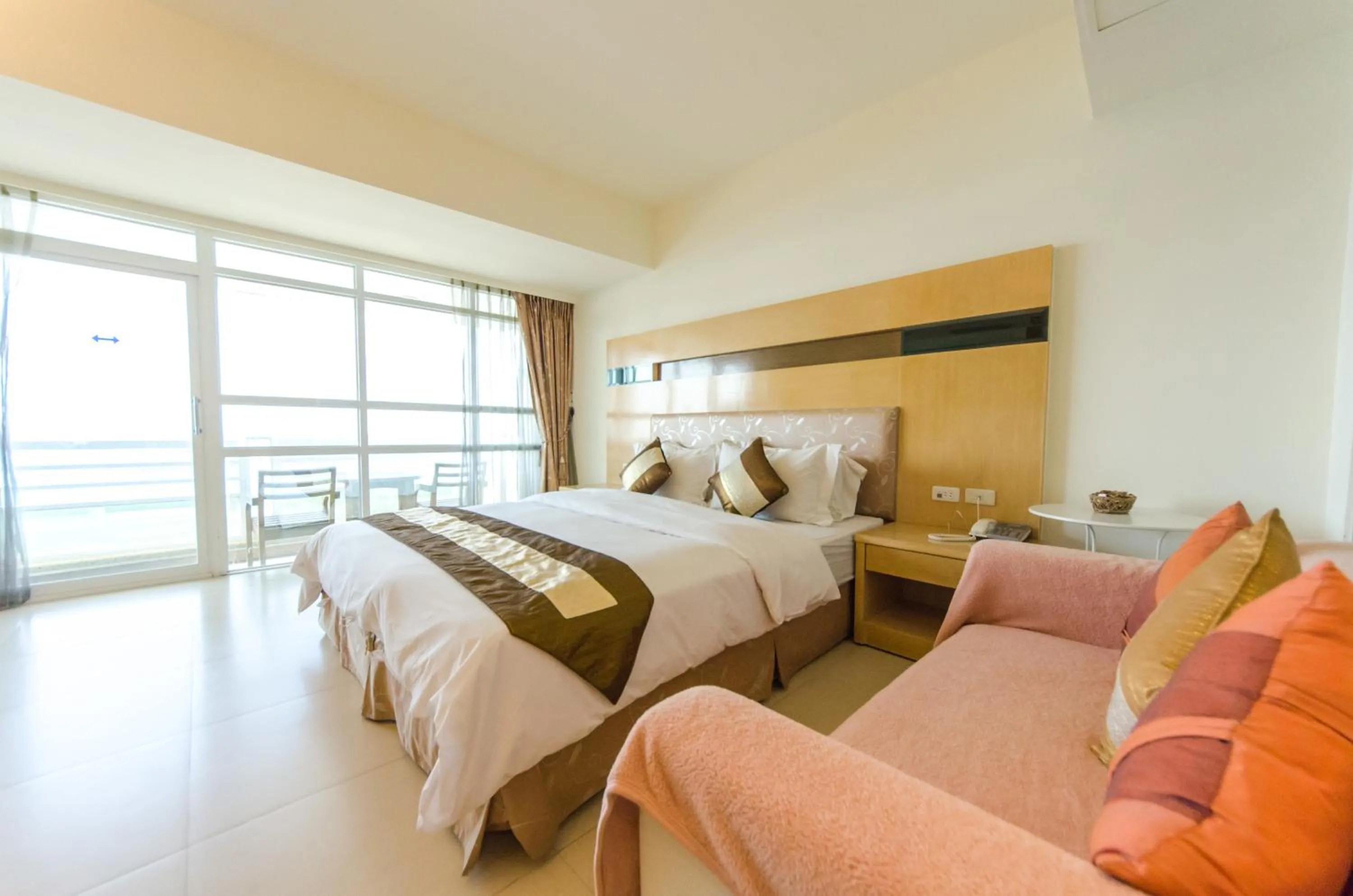 Photo of the whole room, Bed in Yake Homestay