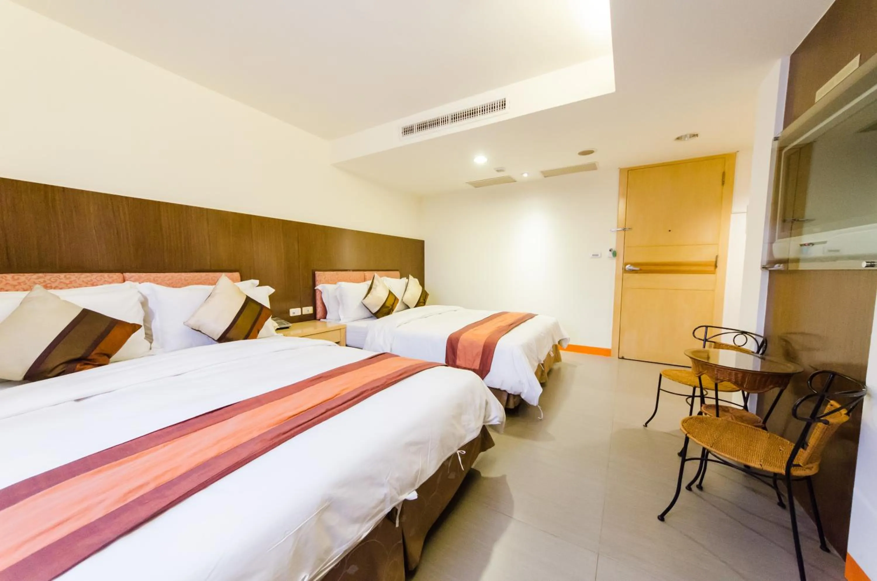 Photo of the whole room, Bed in Yake Homestay