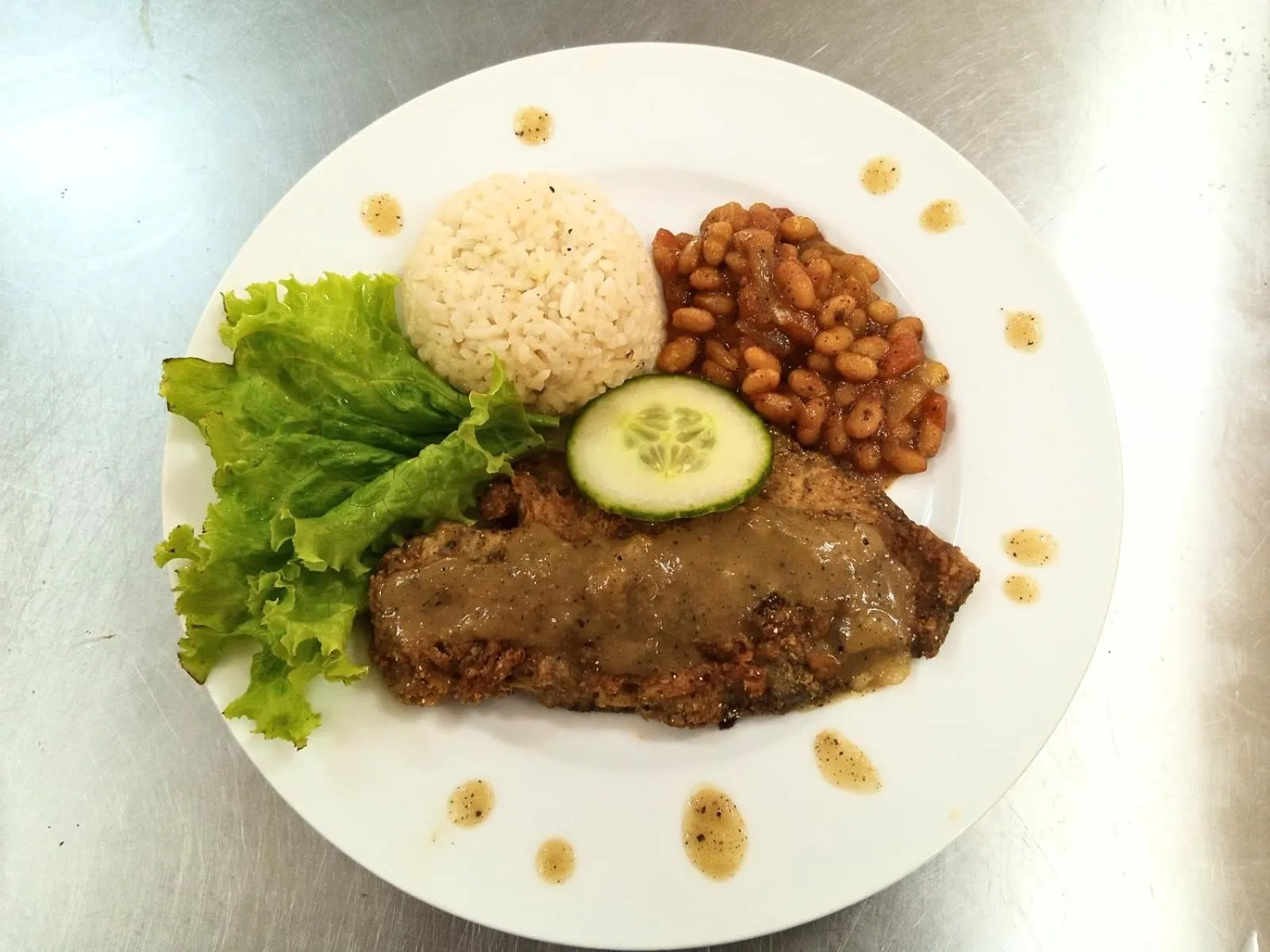 Restaurant/places to eat in Munga Eco-Lodge
