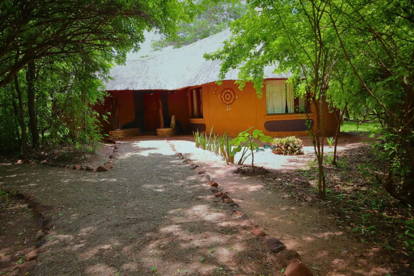Property building in Munga Eco-Lodge