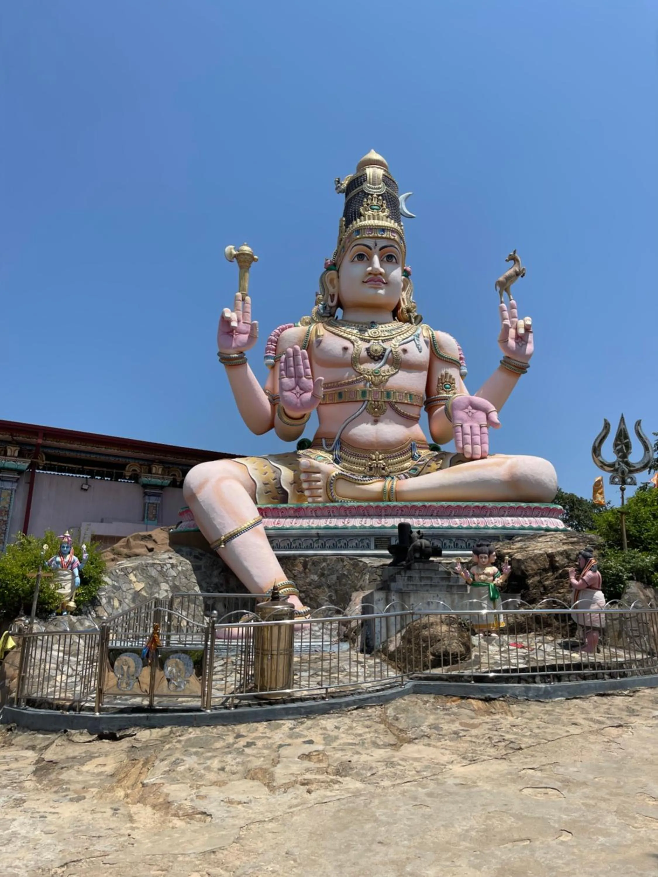 Anandas Beach Resort