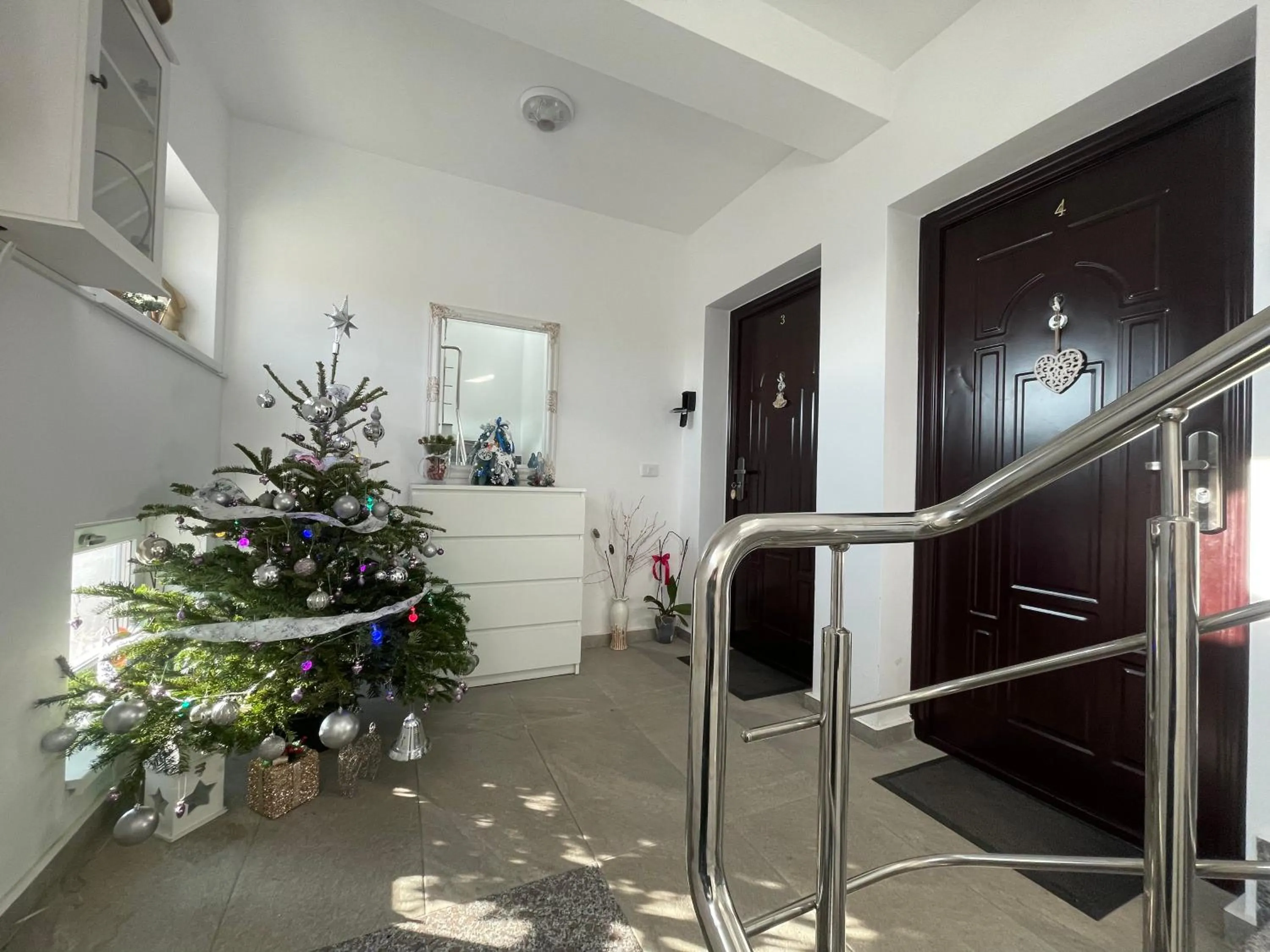 Cazare apartamente LAVI-TOUR Tg Neamț