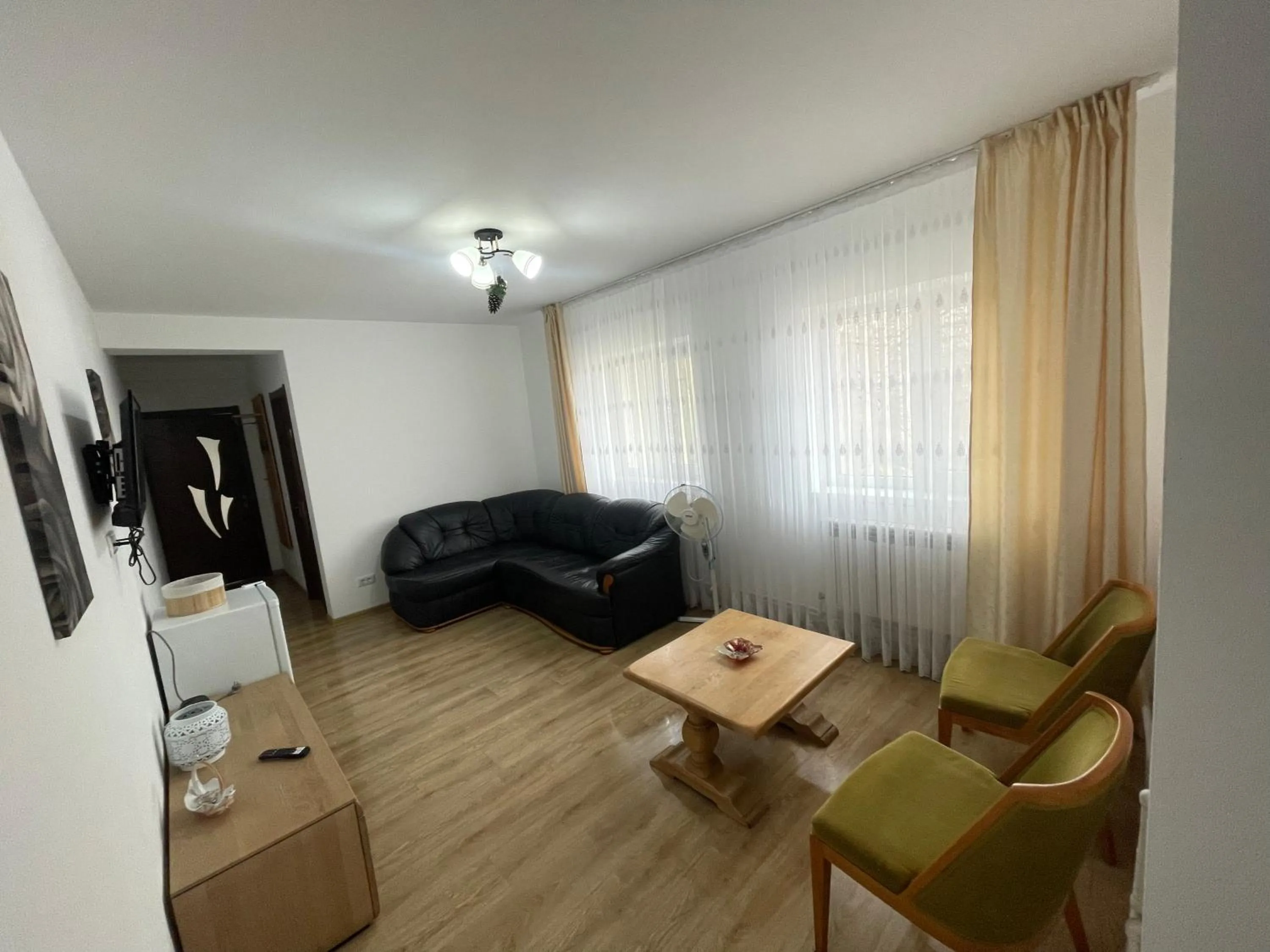 Cazare apartamente LAVI-TOUR Tg Neamț