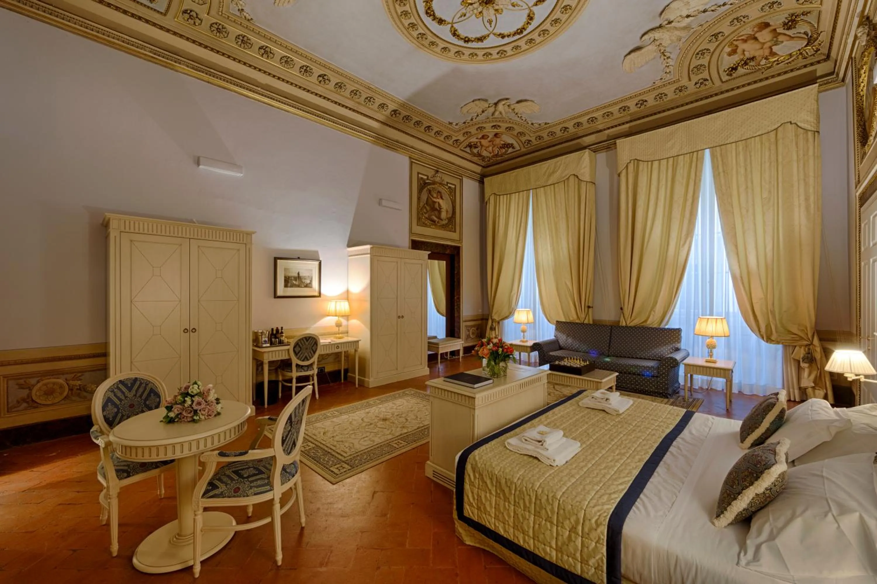 Bedroom, Bed in Palazzo Guicciardini