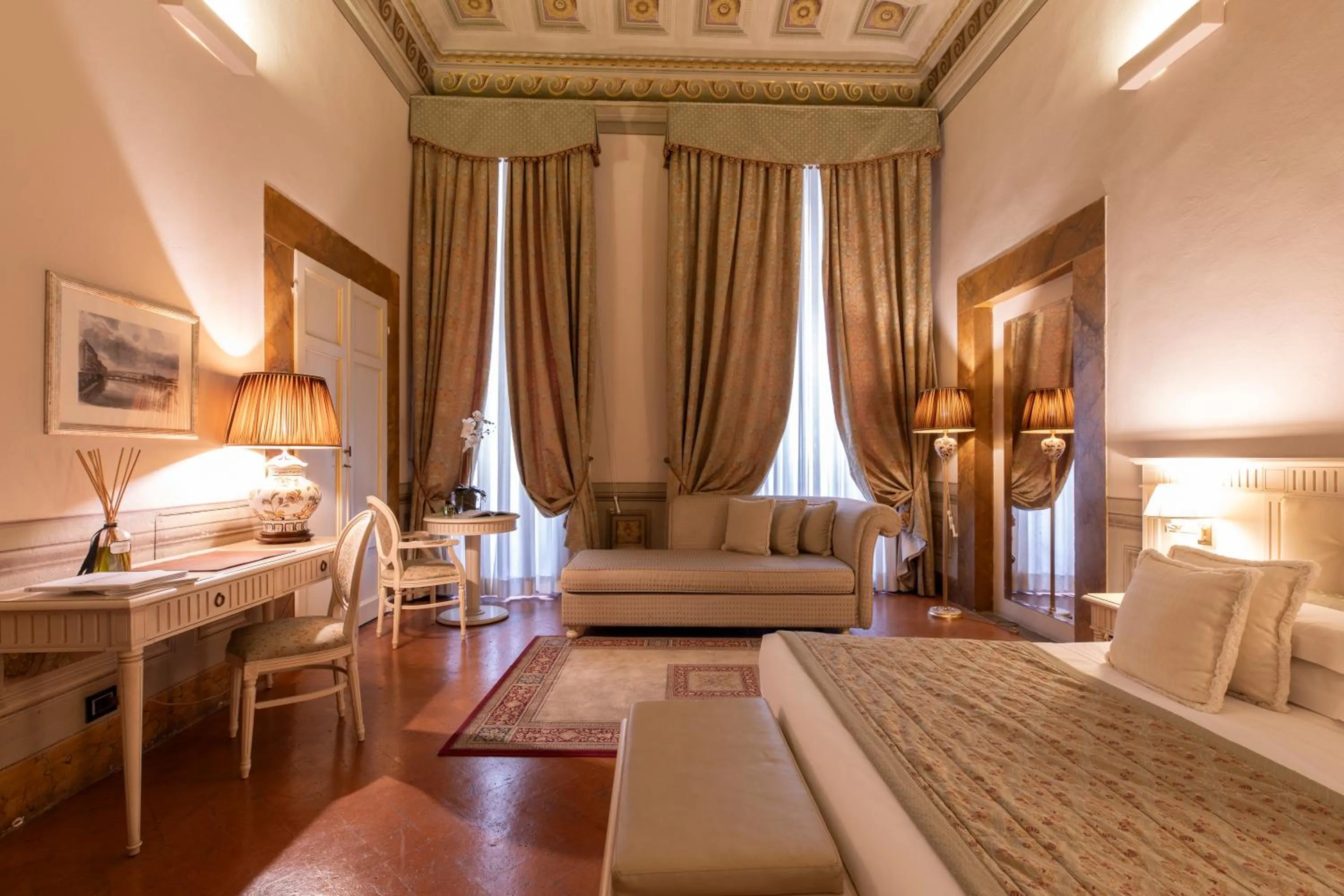 Bedroom, Bed in Palazzo Guicciardini