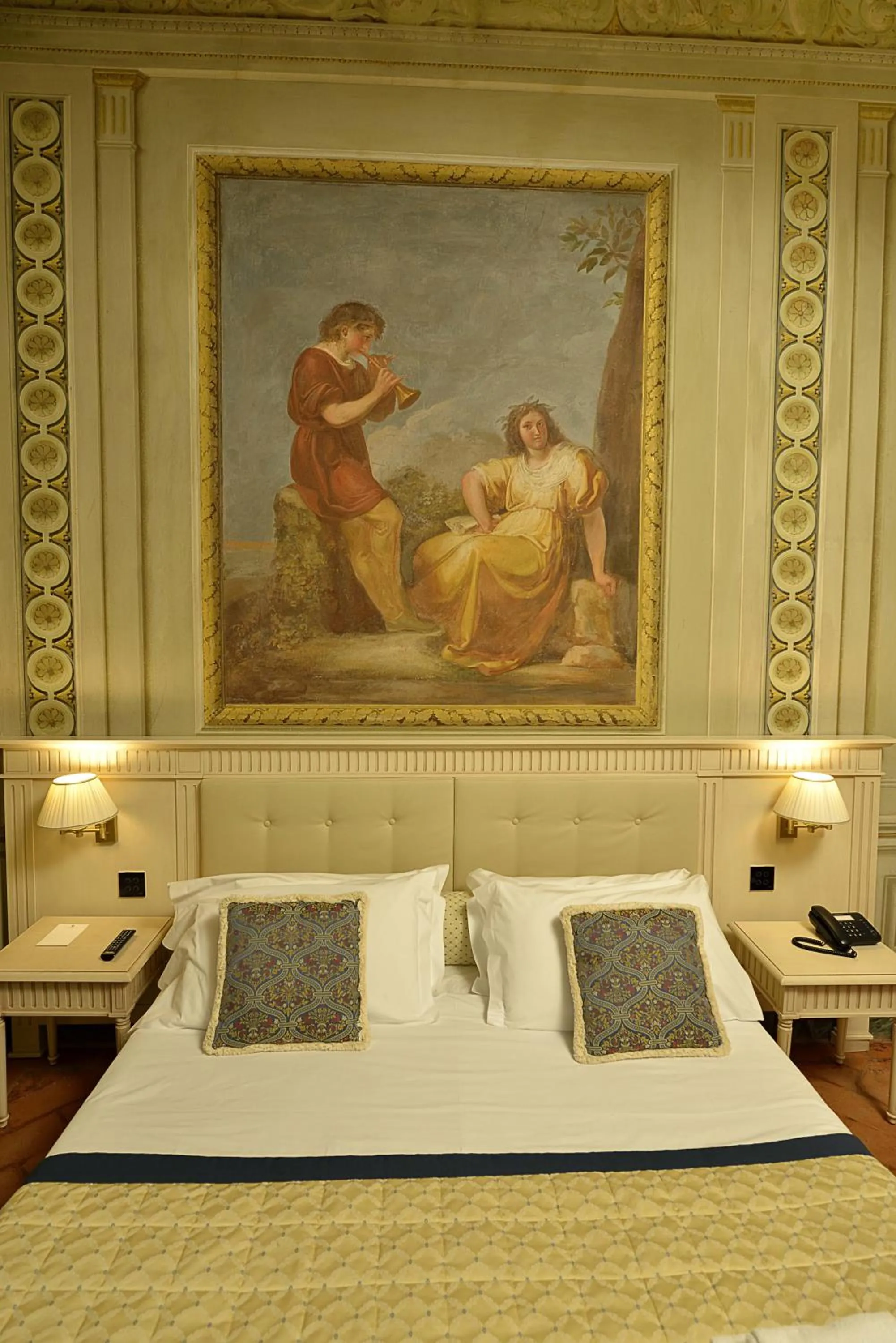 Bedroom, Bed in Palazzo Guicciardini