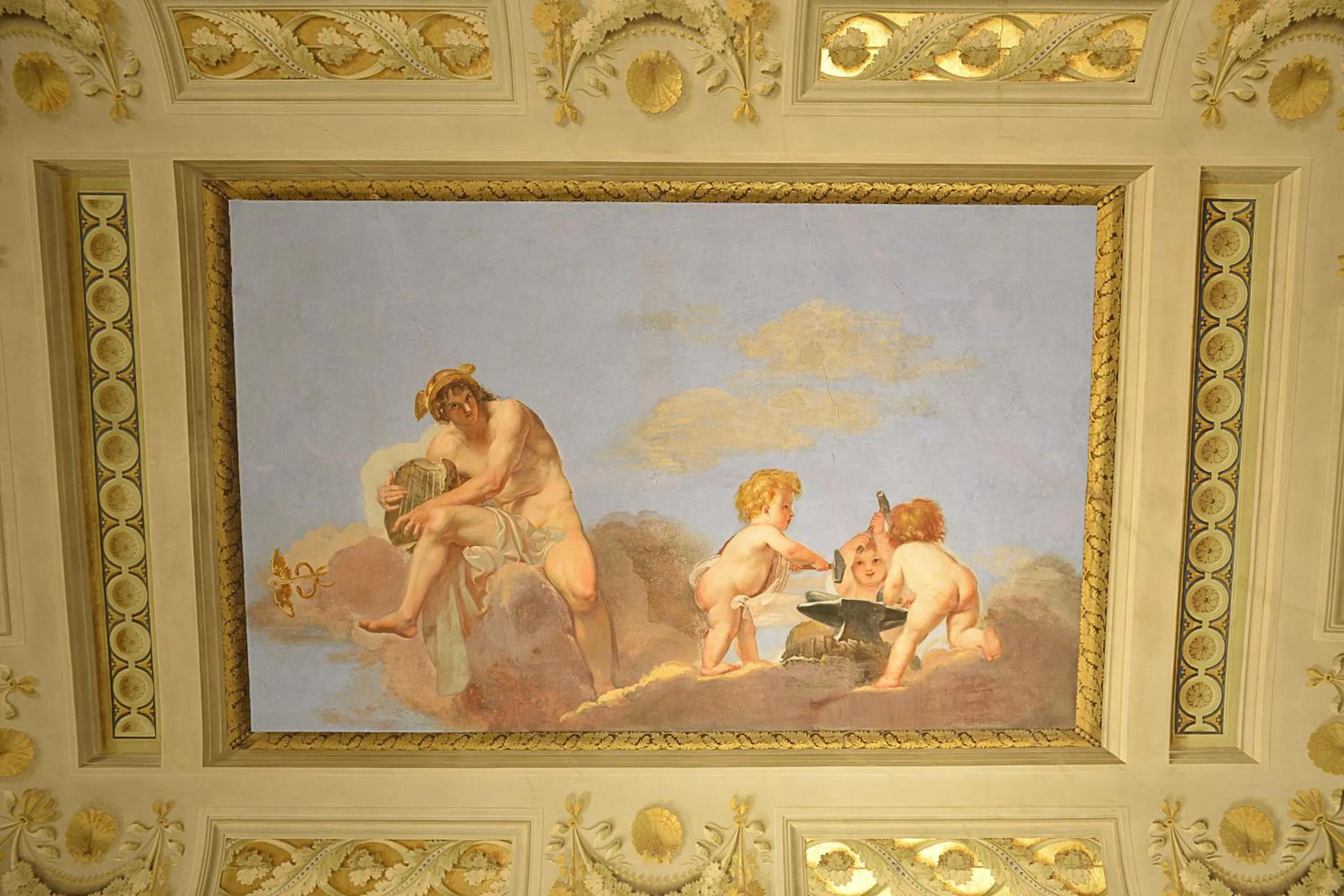 Decorative detail in Palazzo Guicciardini