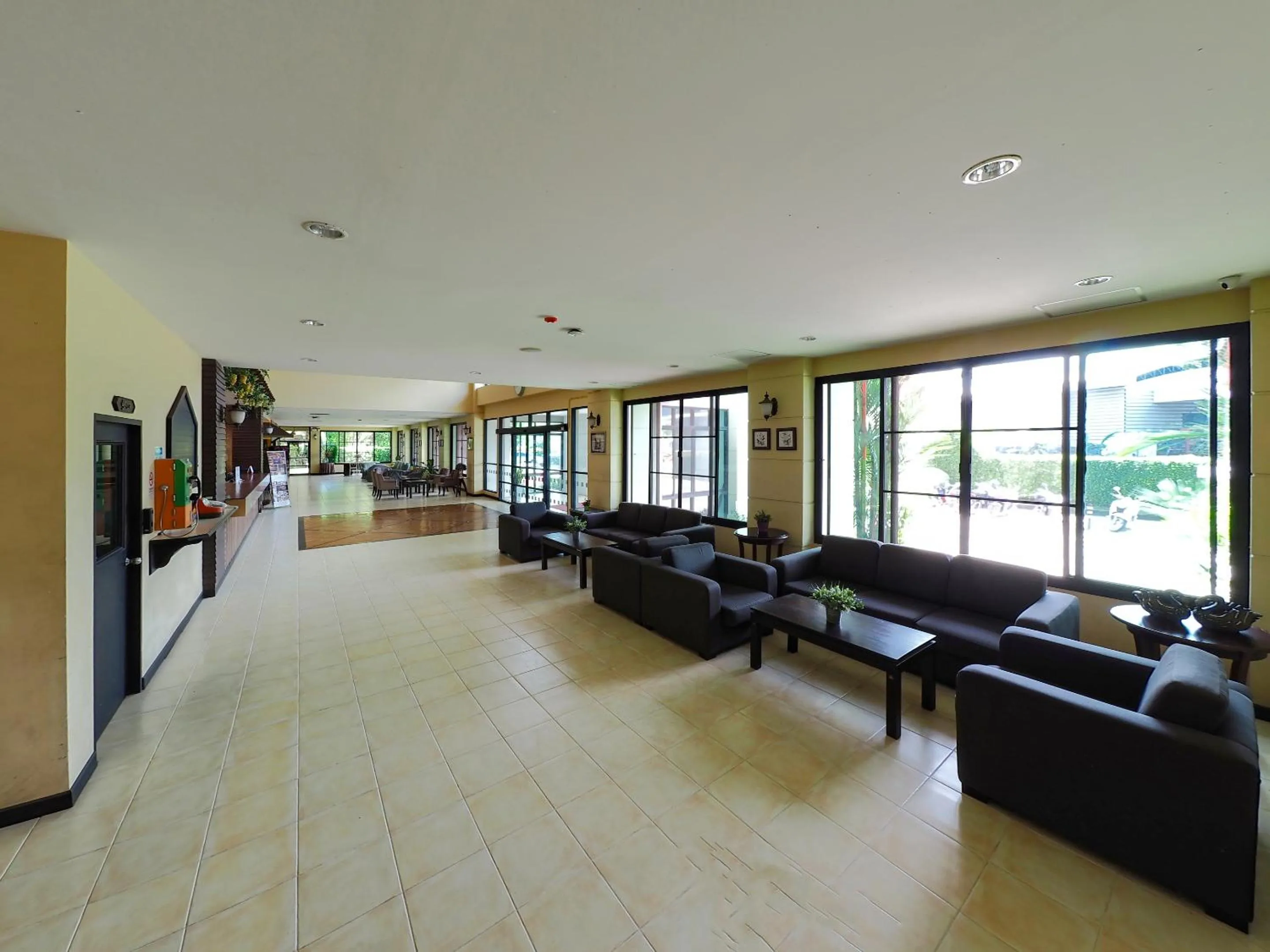 Seating area in Nipa Garden Hotel