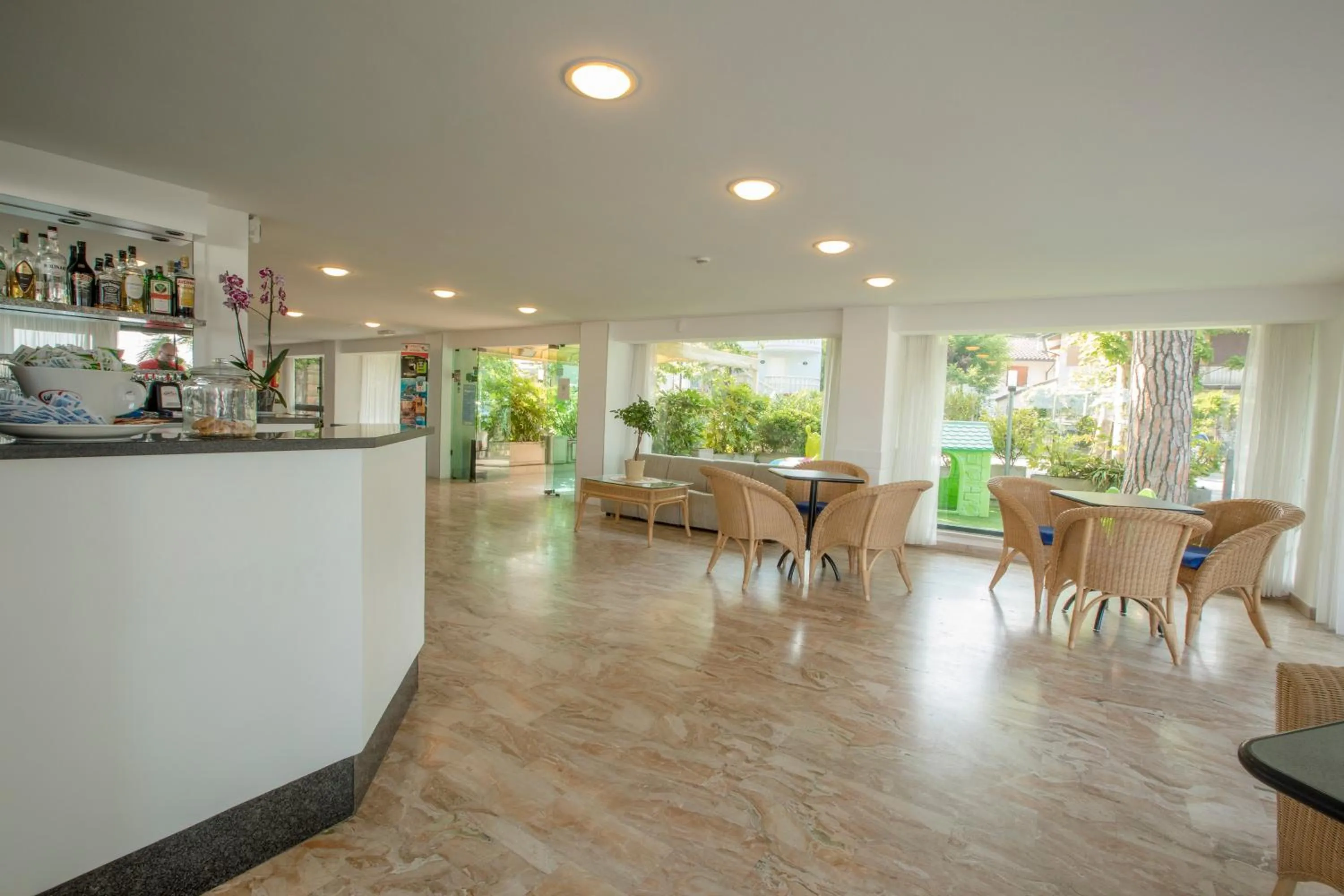 Communal lounge/ TV room in Hotel Baltic