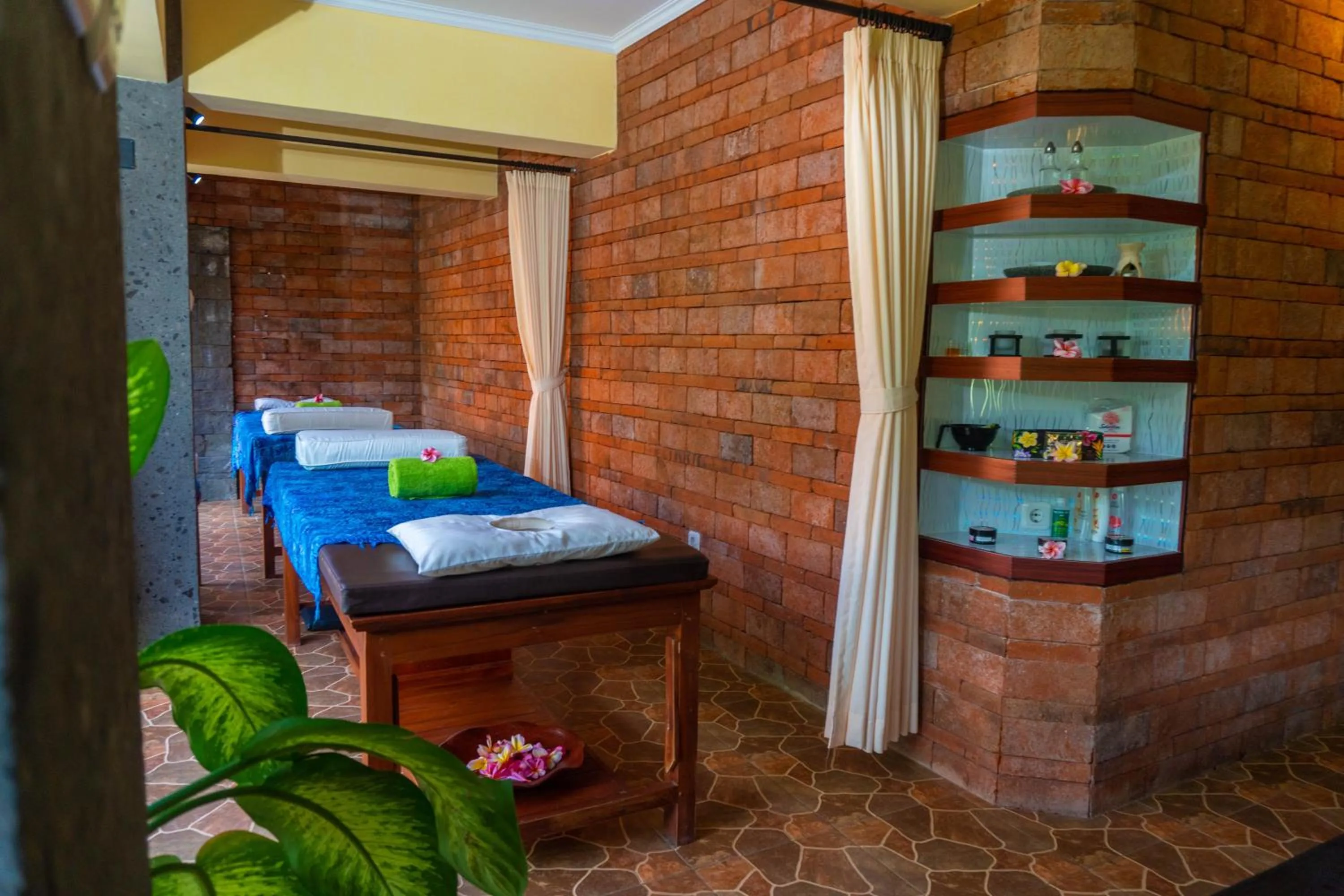 Spa and wellness centre/facilities in Villa Selonding Batu