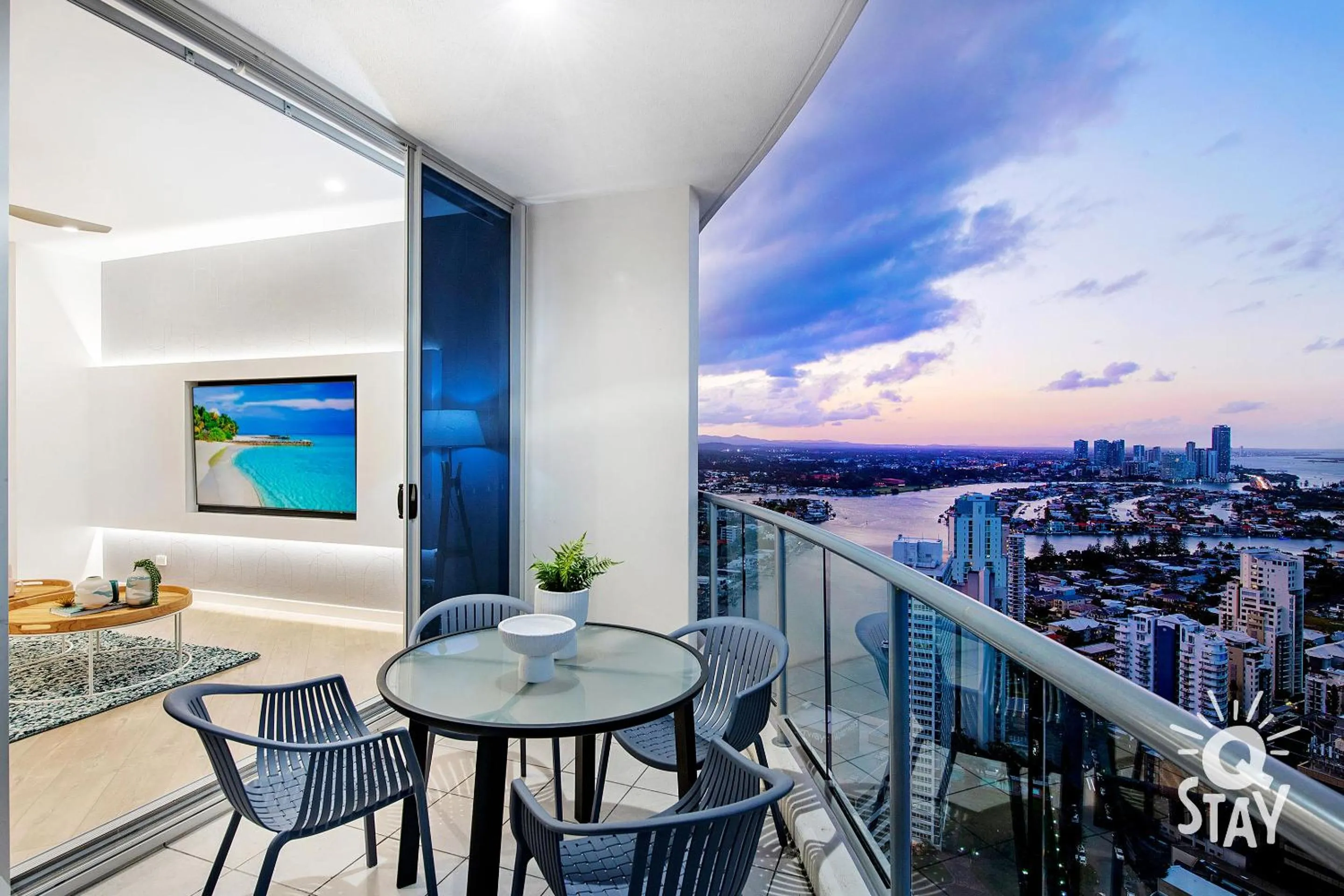 Balcony/Terrace in Chevron Renaissance by Vaun