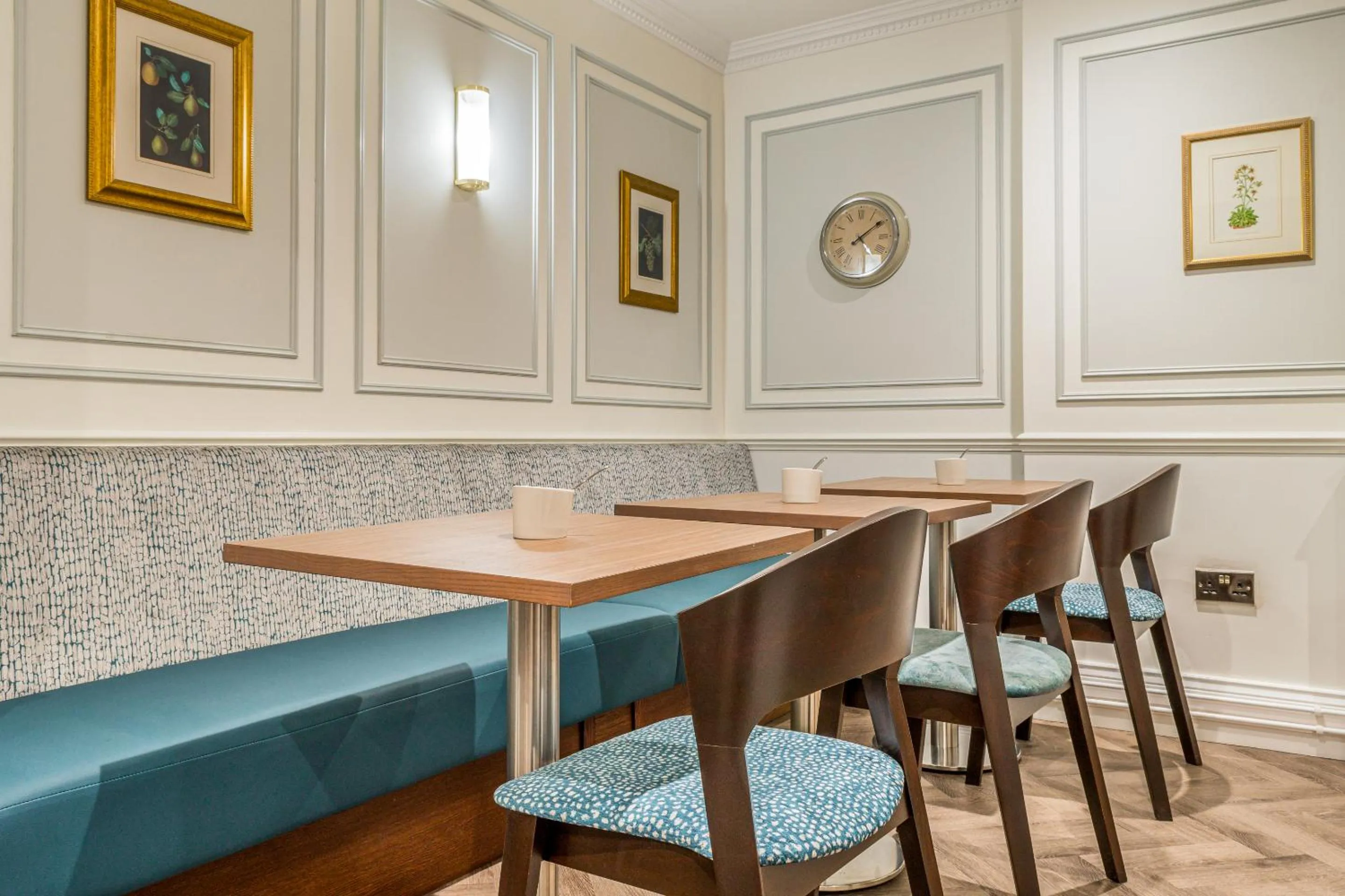 Breakfast in Princes Square